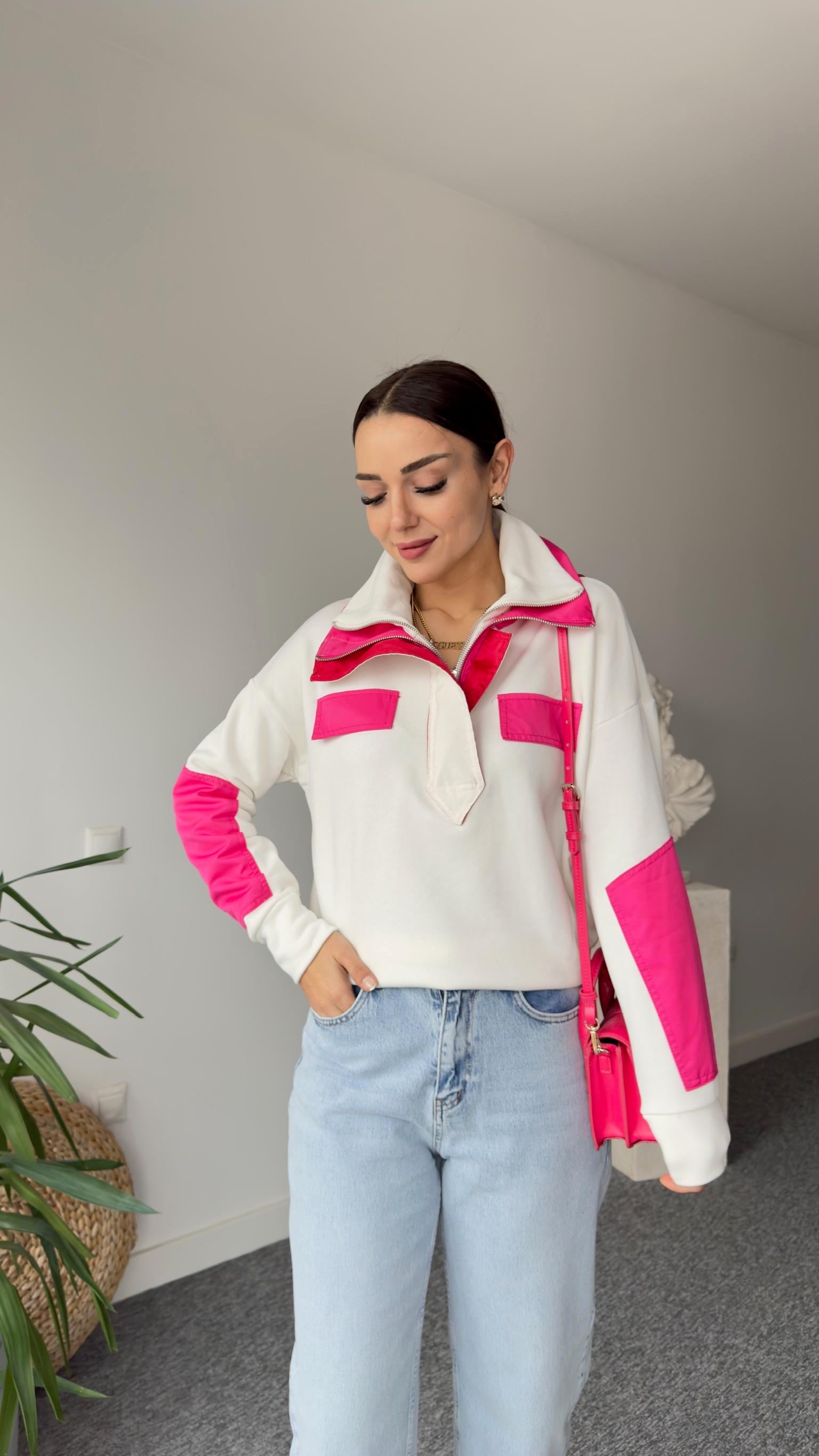 Çift Yaka Pembe Detaylı Tasarım Sweat