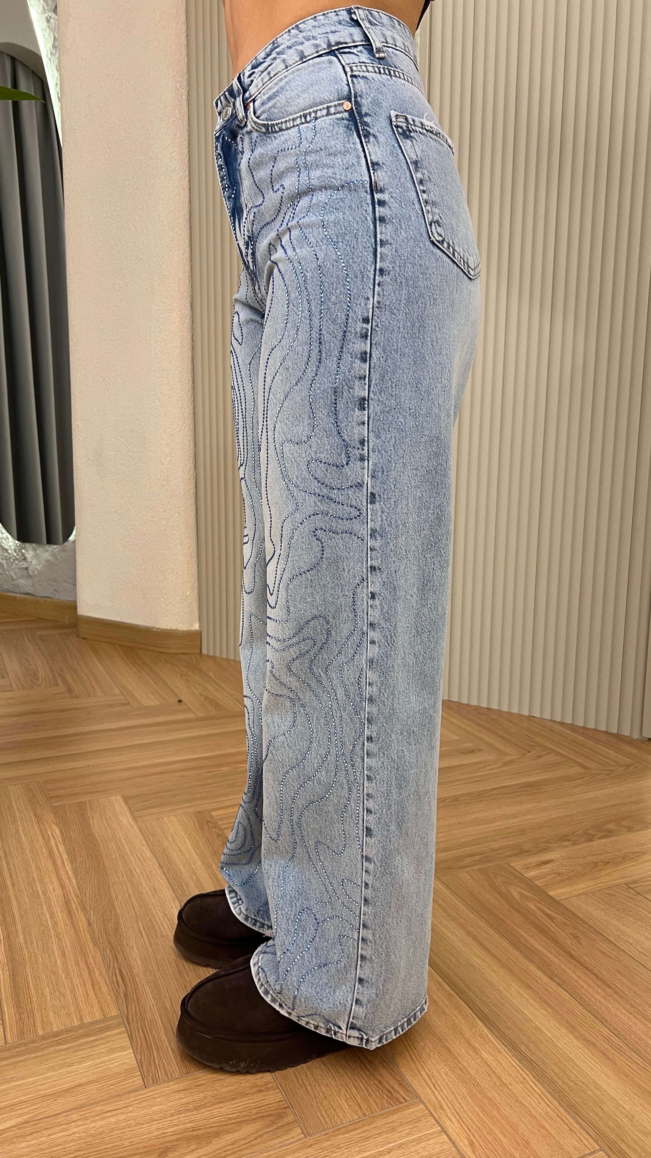 Saggy Önü Taşlı Yüksek Bel Jean