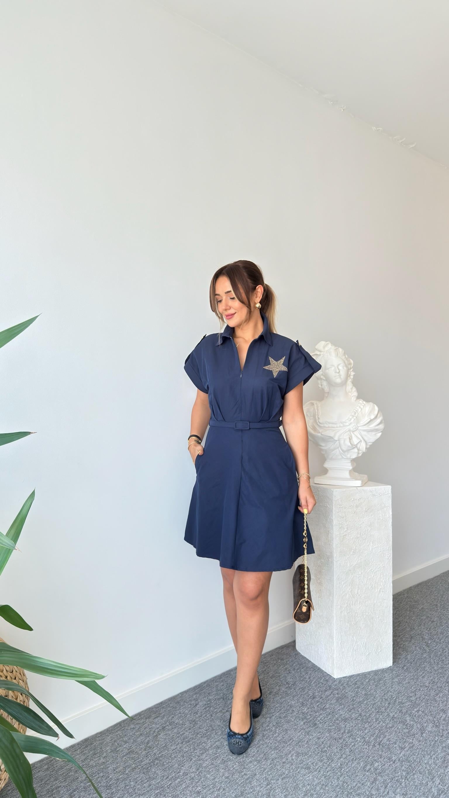 Lacivert Önü Yıldız Taş Detaylı Elbise 
