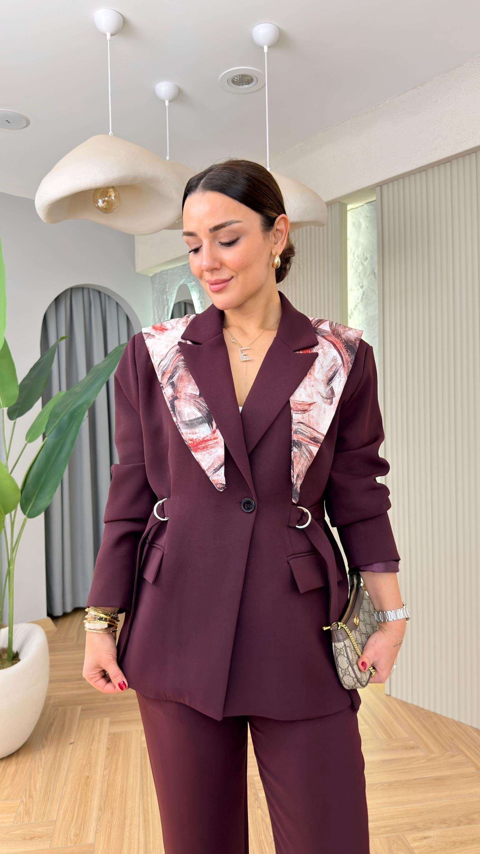 Bordo Şal Detaylı Tasarım Blazer Takım