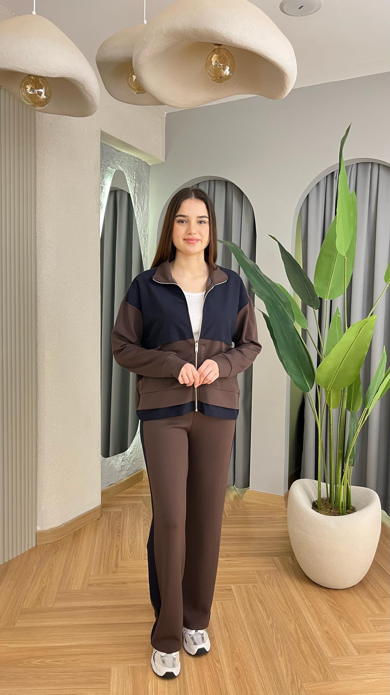 Kahve  Bienna Paraşüt Detaylı Takım