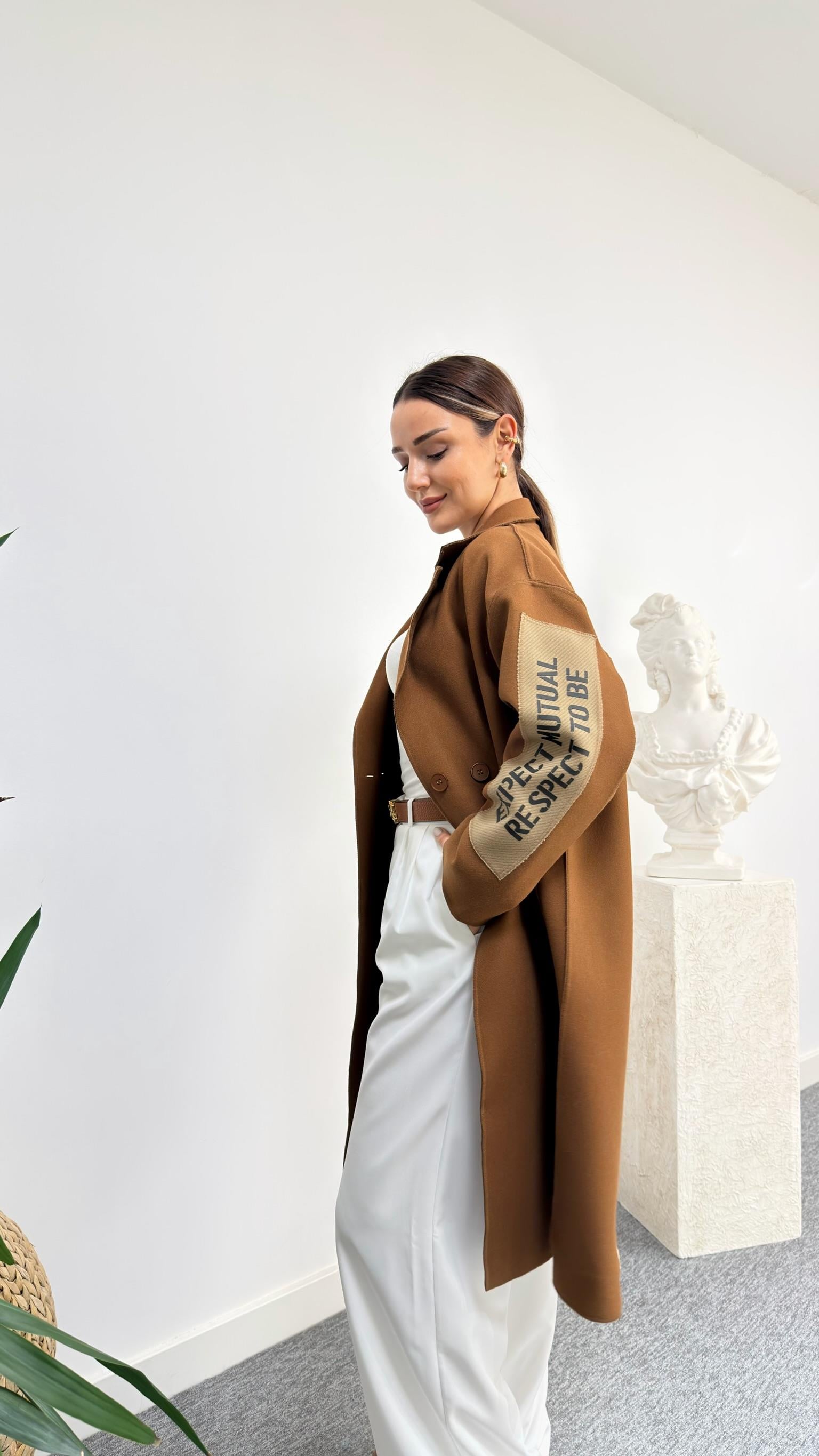 Marike Orj Model Yazı Detaylı Astarlı Taba Kaban