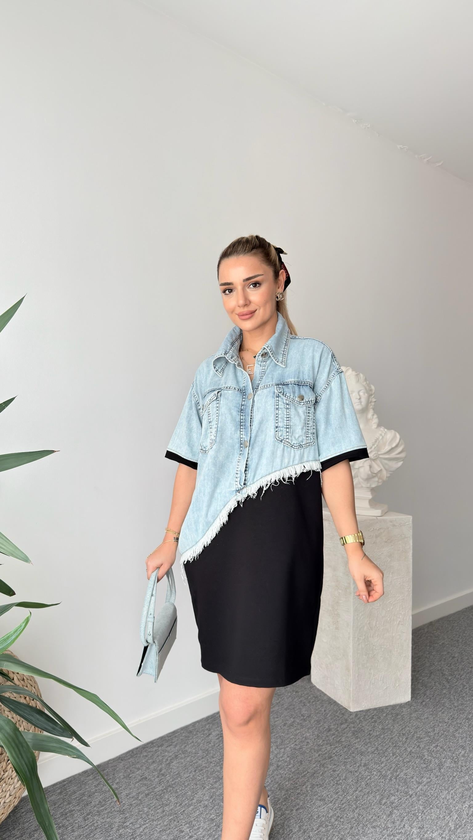 Mirar Kot Detaylı Siyah Elbise