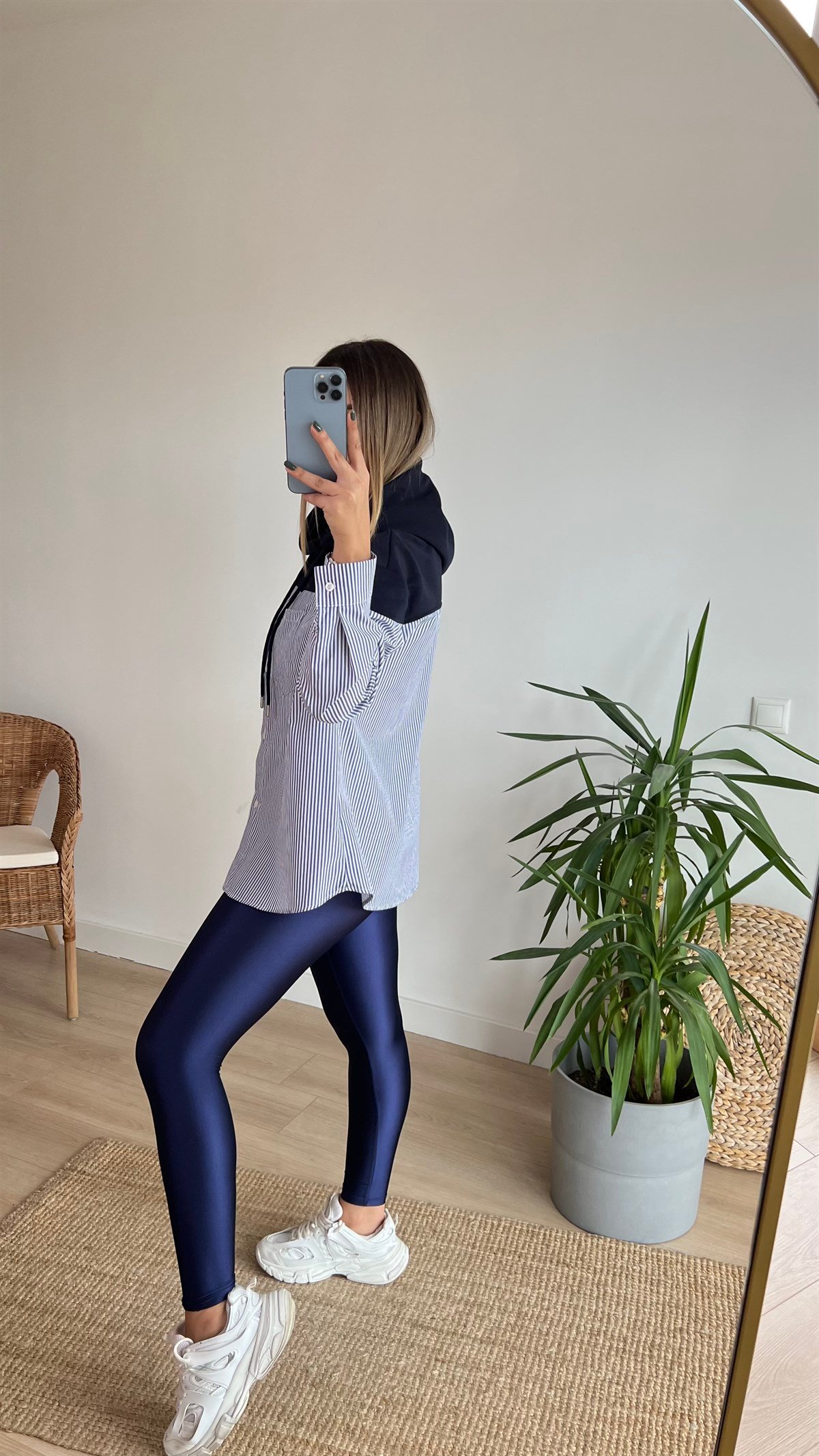 Lacivert Marka Model Gömlek Detaylı Sweatshirt 