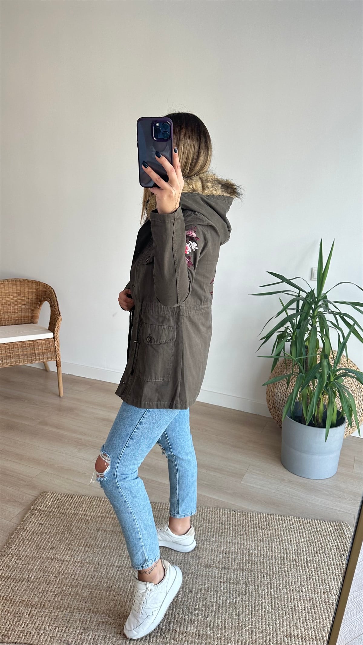 Nakış İşleme Detaylı Haki Mont