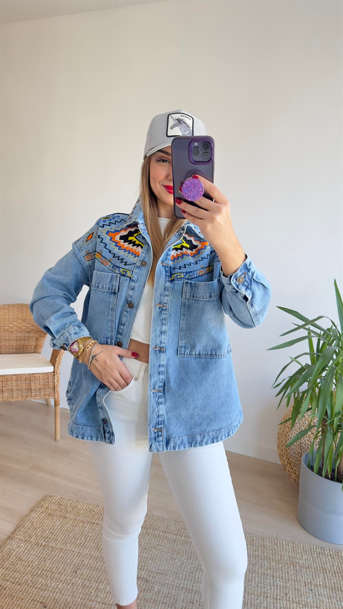 Renkli Nakış Detay Kot Ceket