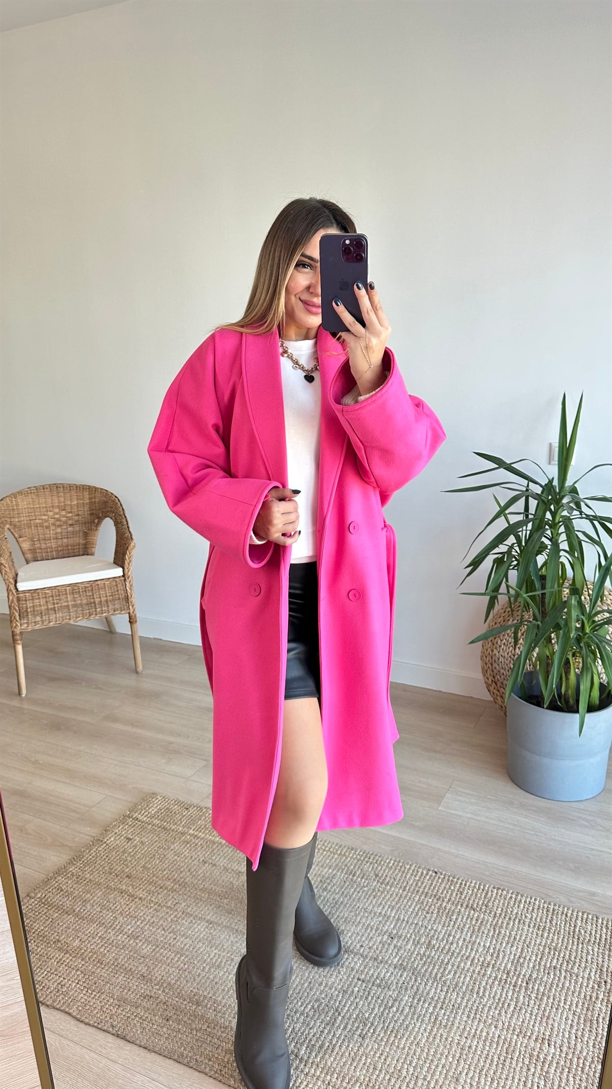 Renkli Astar Detaylı Pembe Kaban