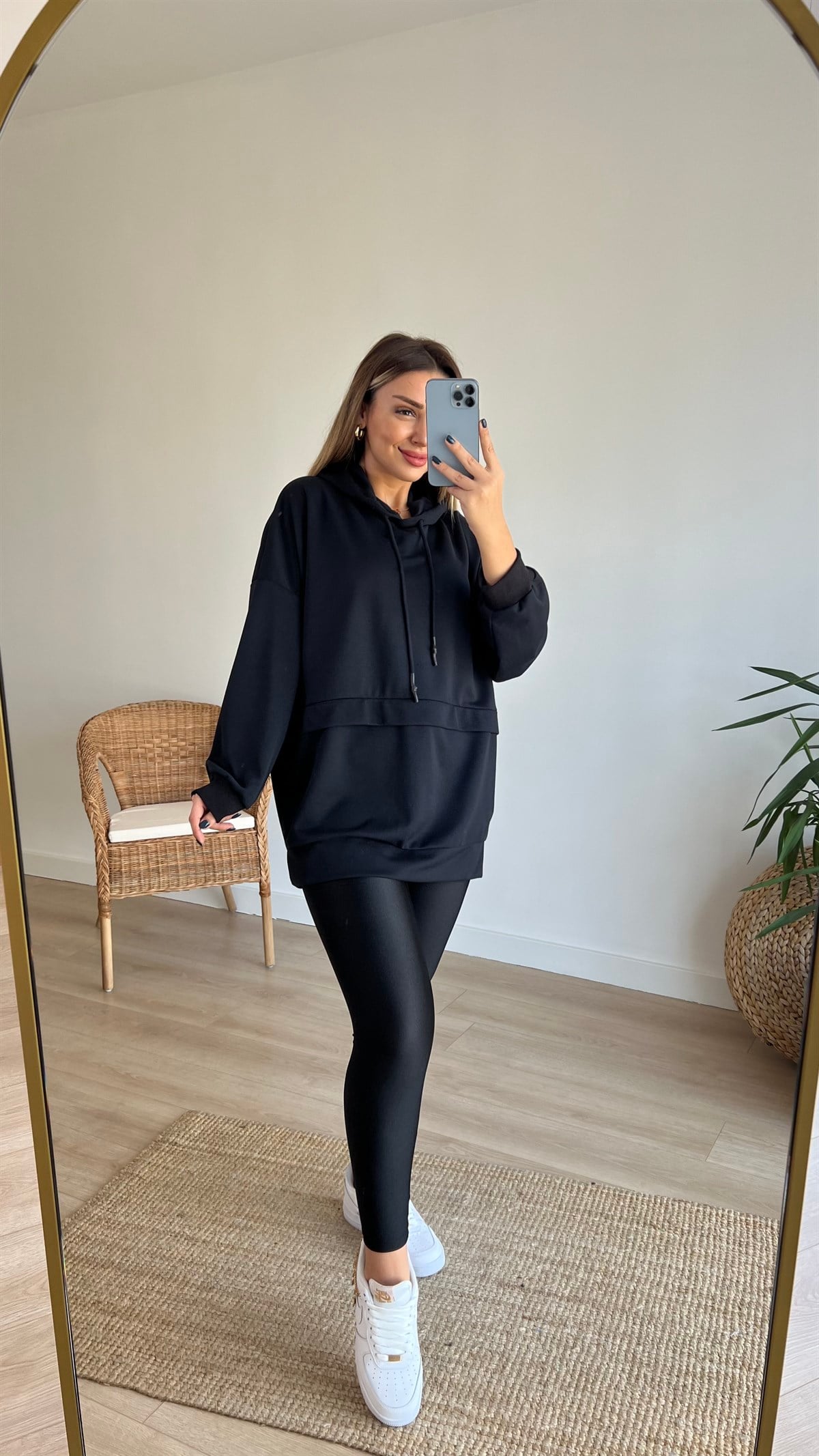 Siyah Oversize Kapüşonlu Sweat