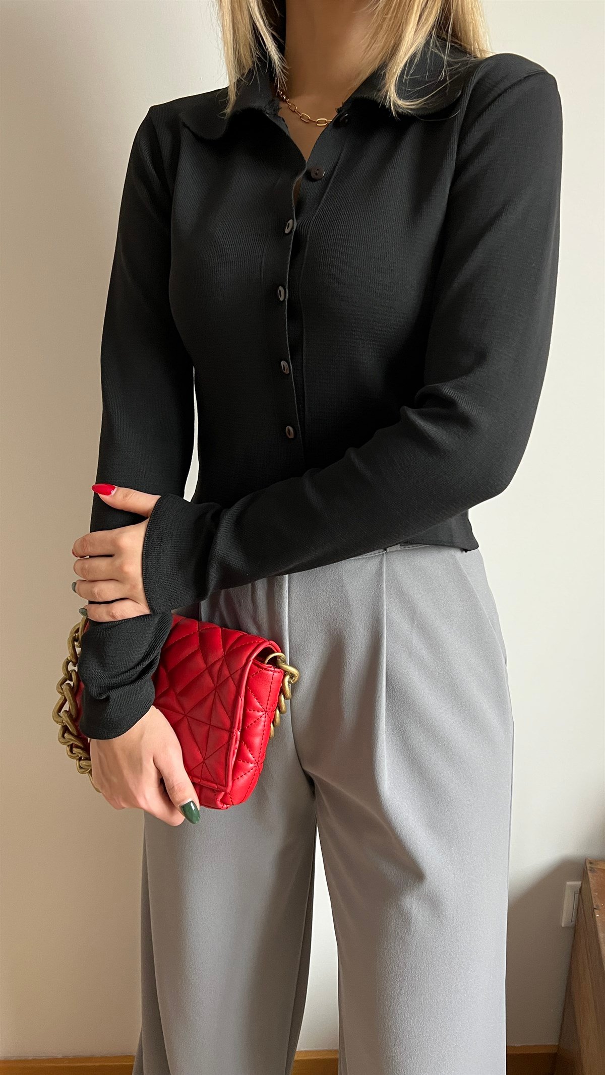 Siyah Polo Yaka Hırka