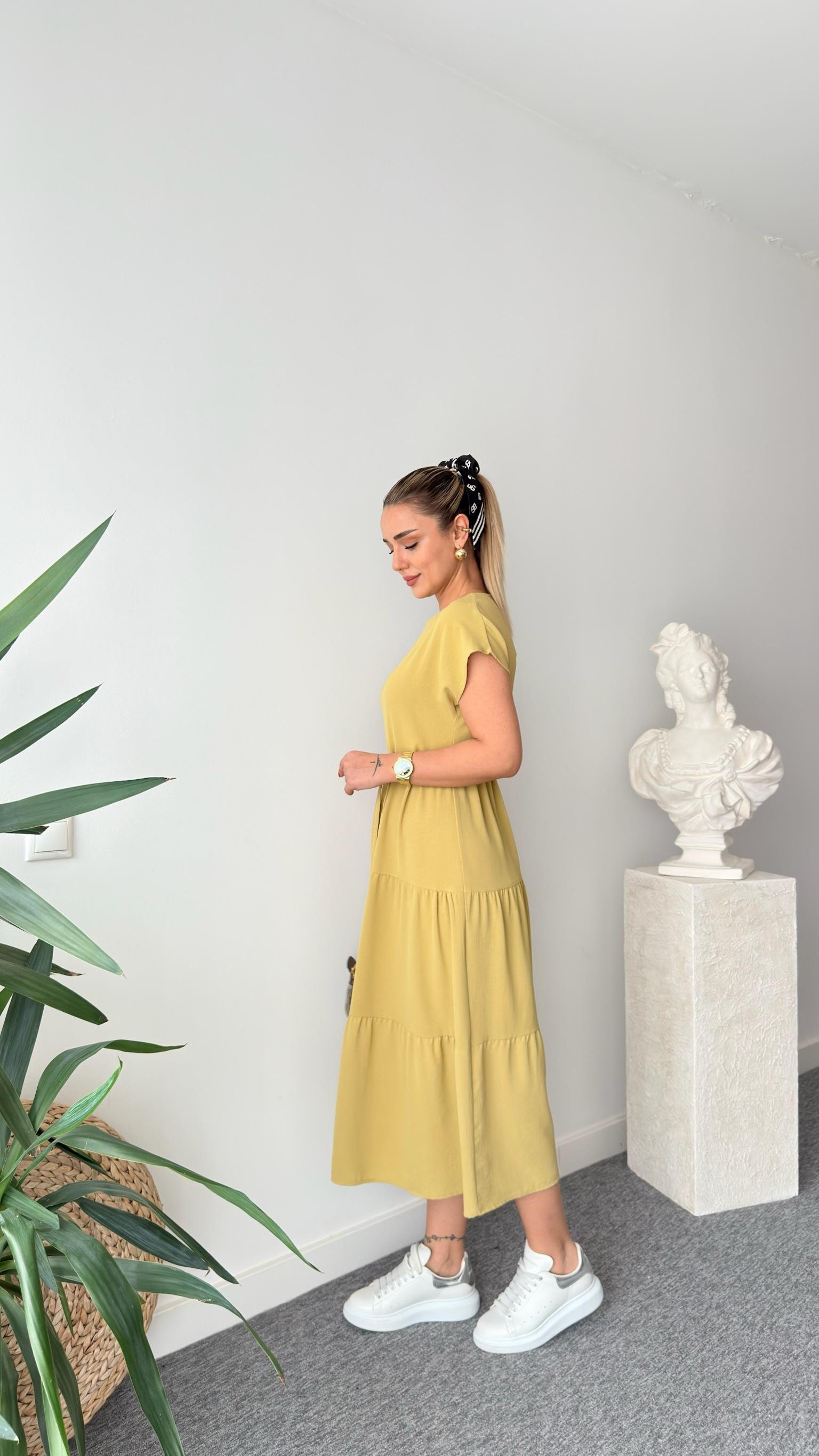 Olive Areta Volanlı Elbise 