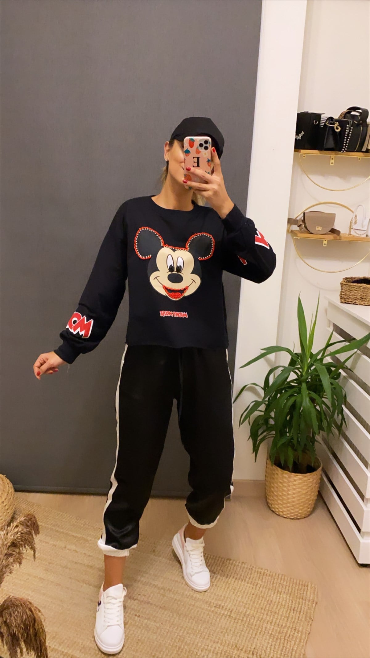 Taşlı Mickey Mouse Siyah Sweat