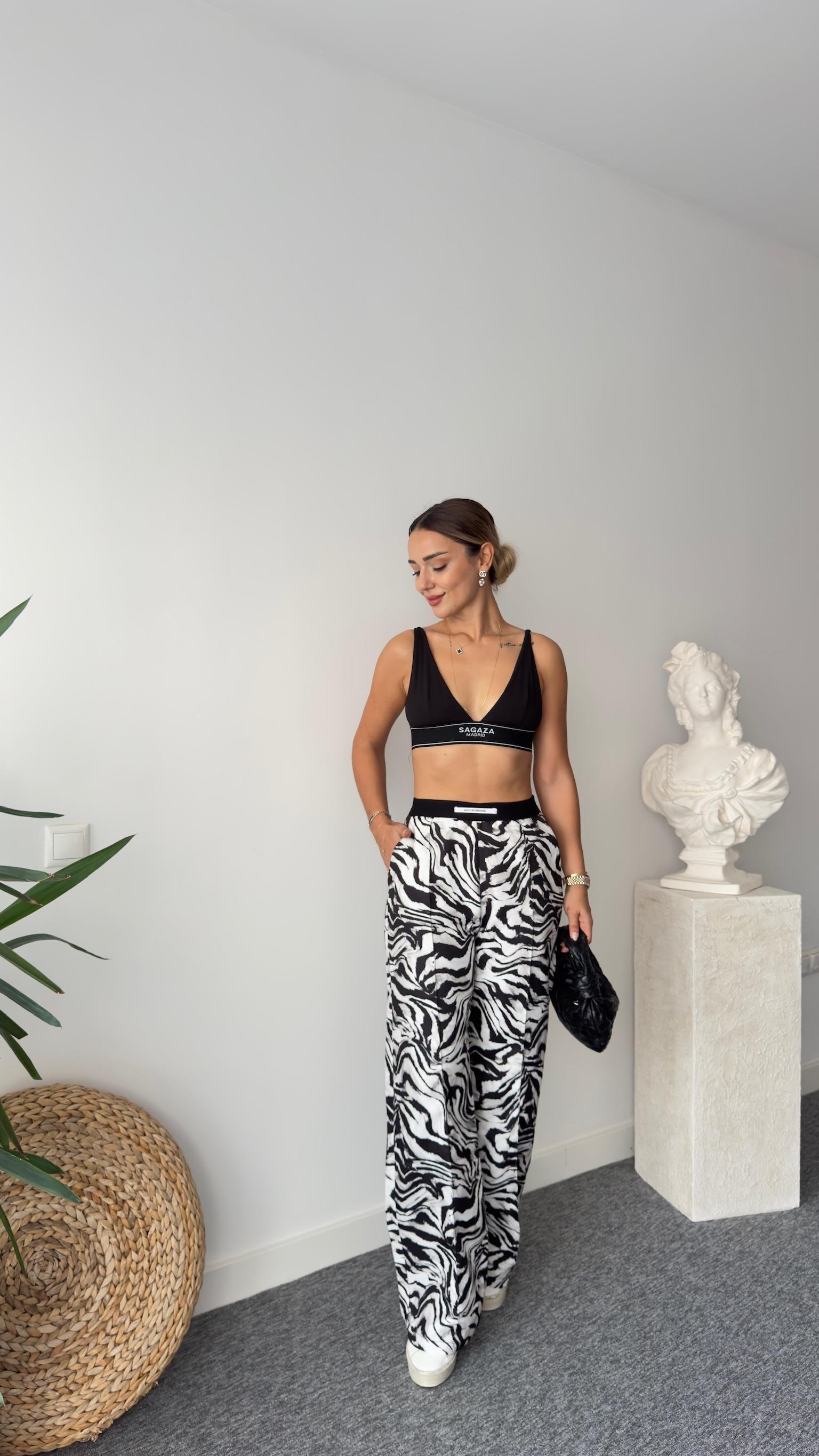 Regi Beli Lastikli Zebra Desen Pantolon
