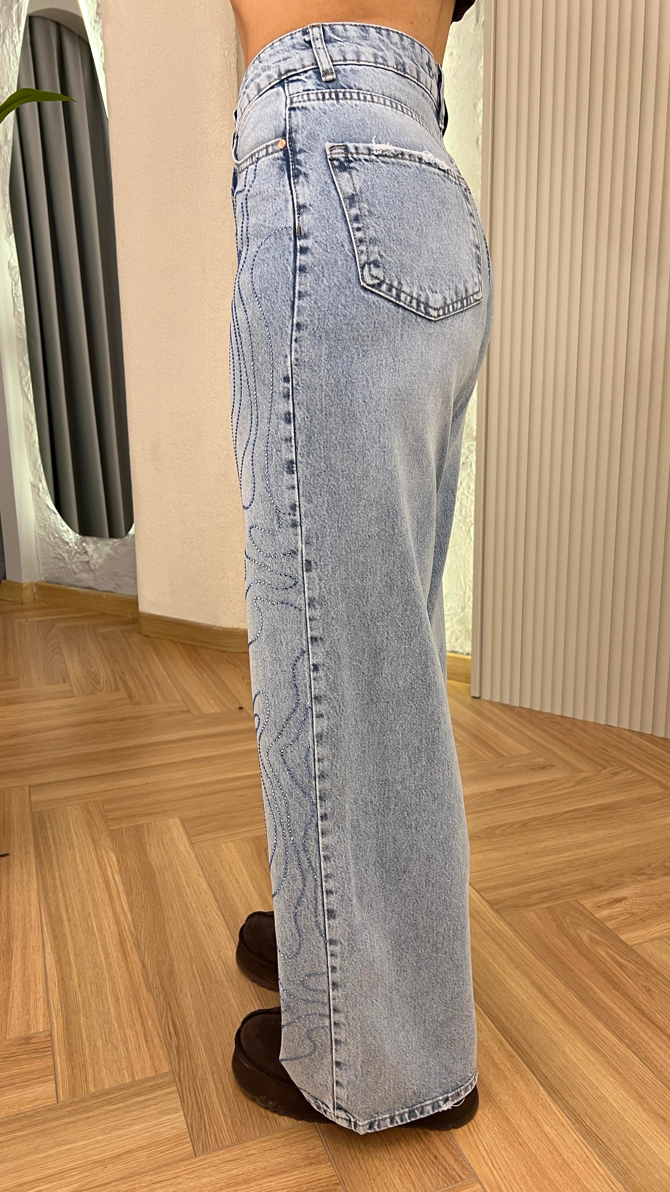 Saggy Önü Taşlı Yüksek Bel Jean
