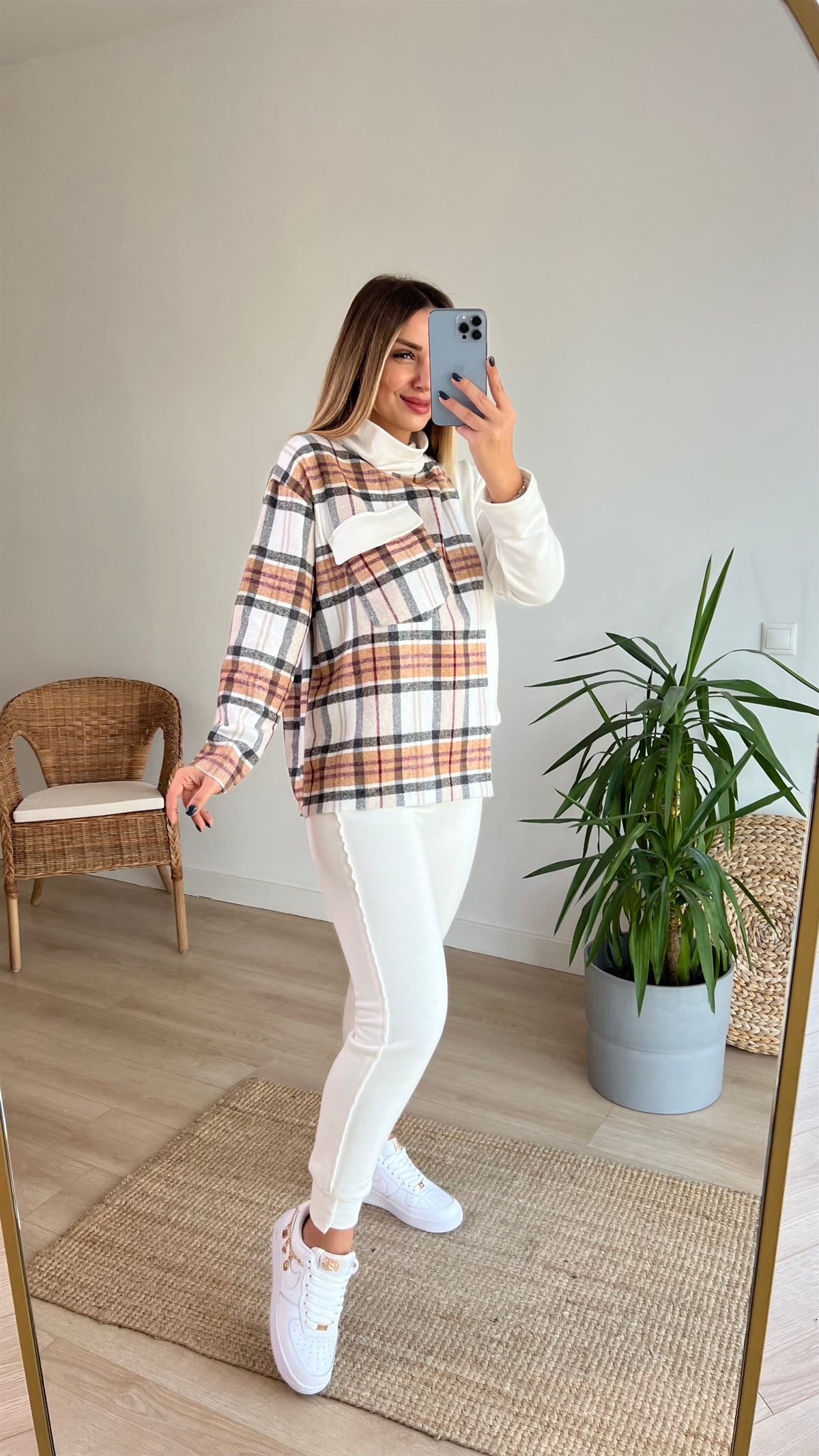 Ekose Detaylı Asimetrik Sweatshirt