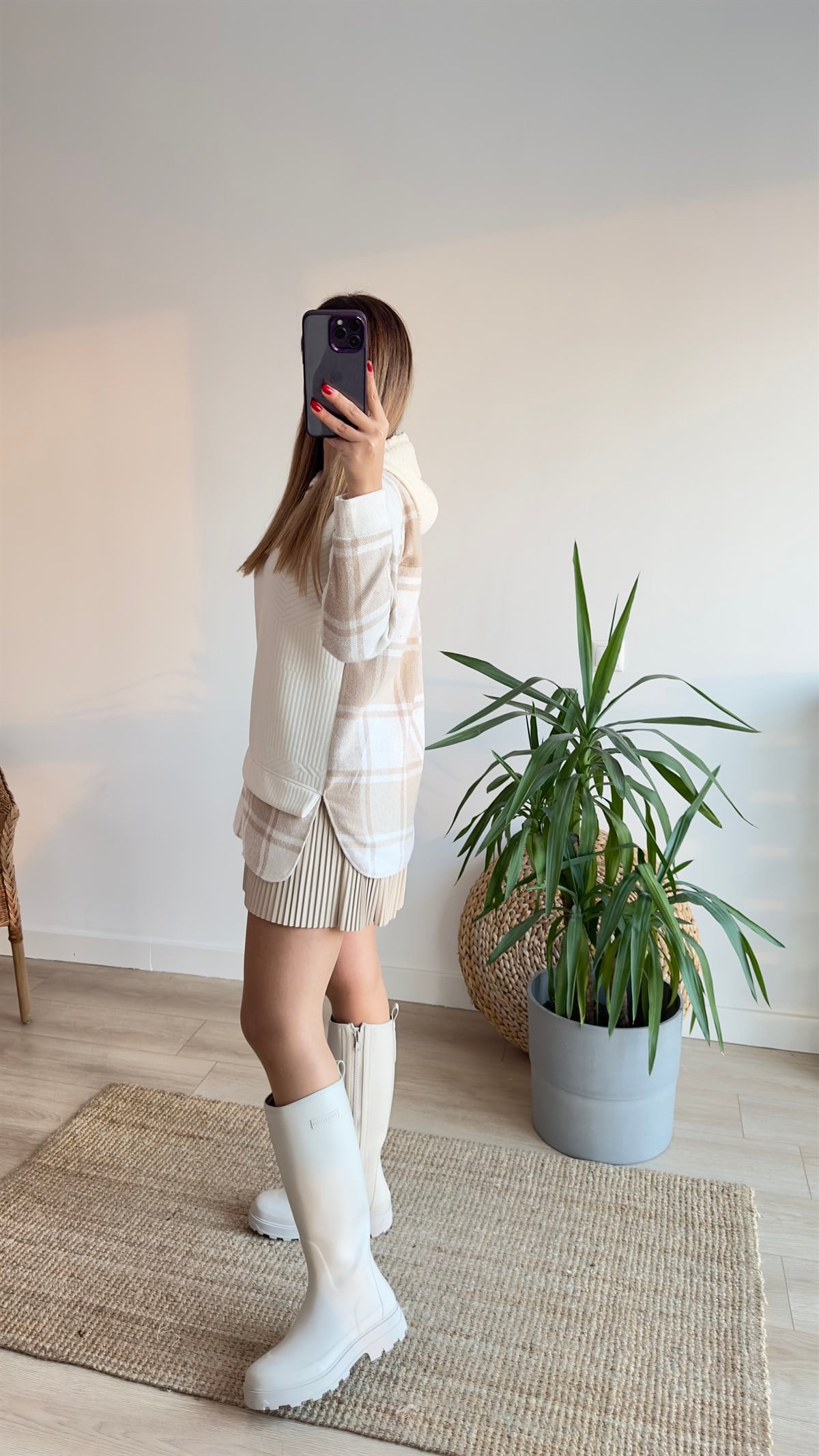 Sırt Ekoseli Kapüşonlu Bej Sweat