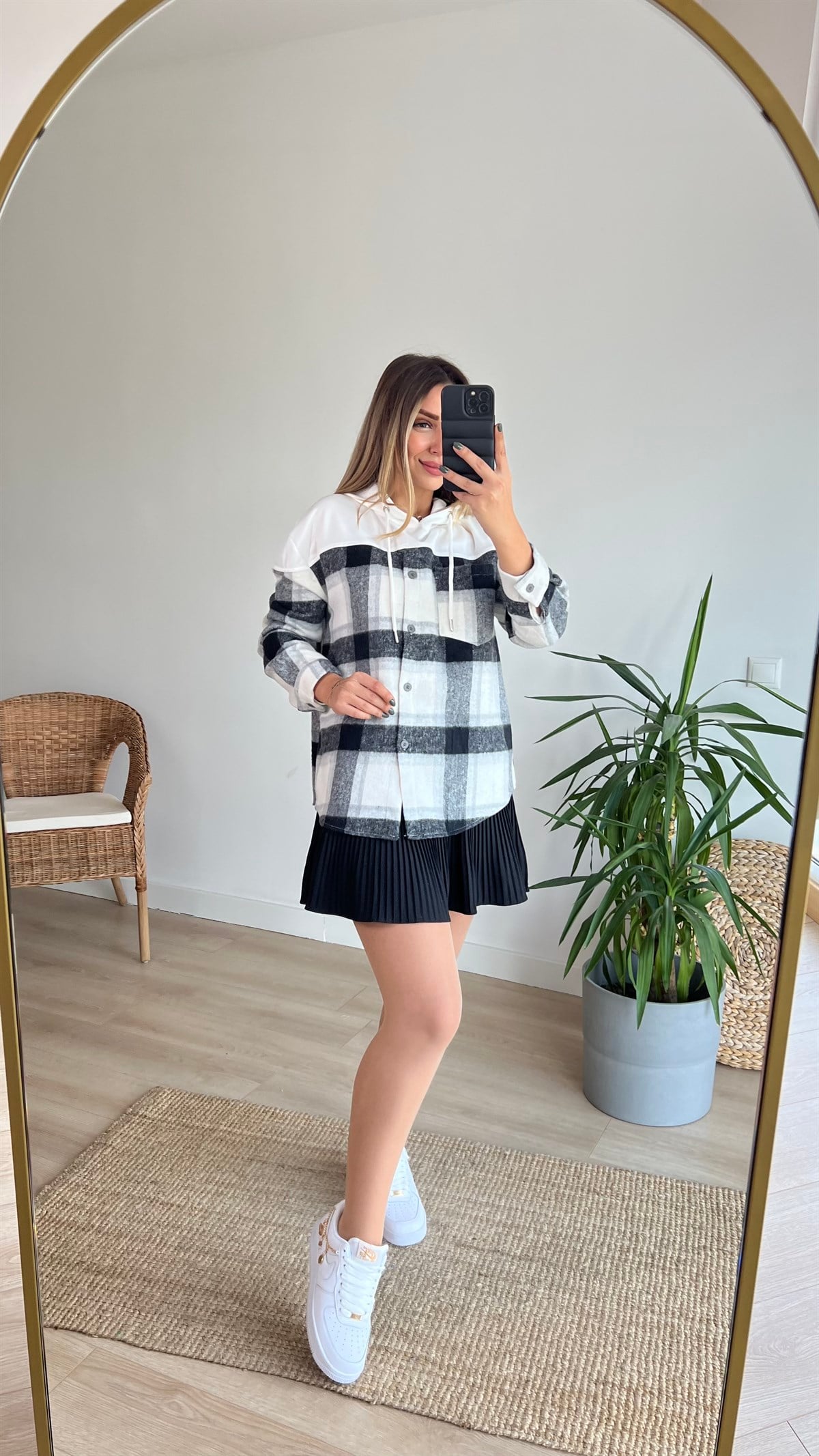 Siyah Ekose Detay Kapüşonlu Sweatshirt