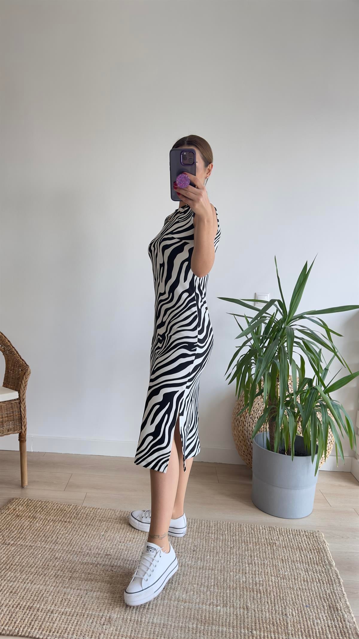 Flori Zebra Desen Yırtmaçlı Elbise