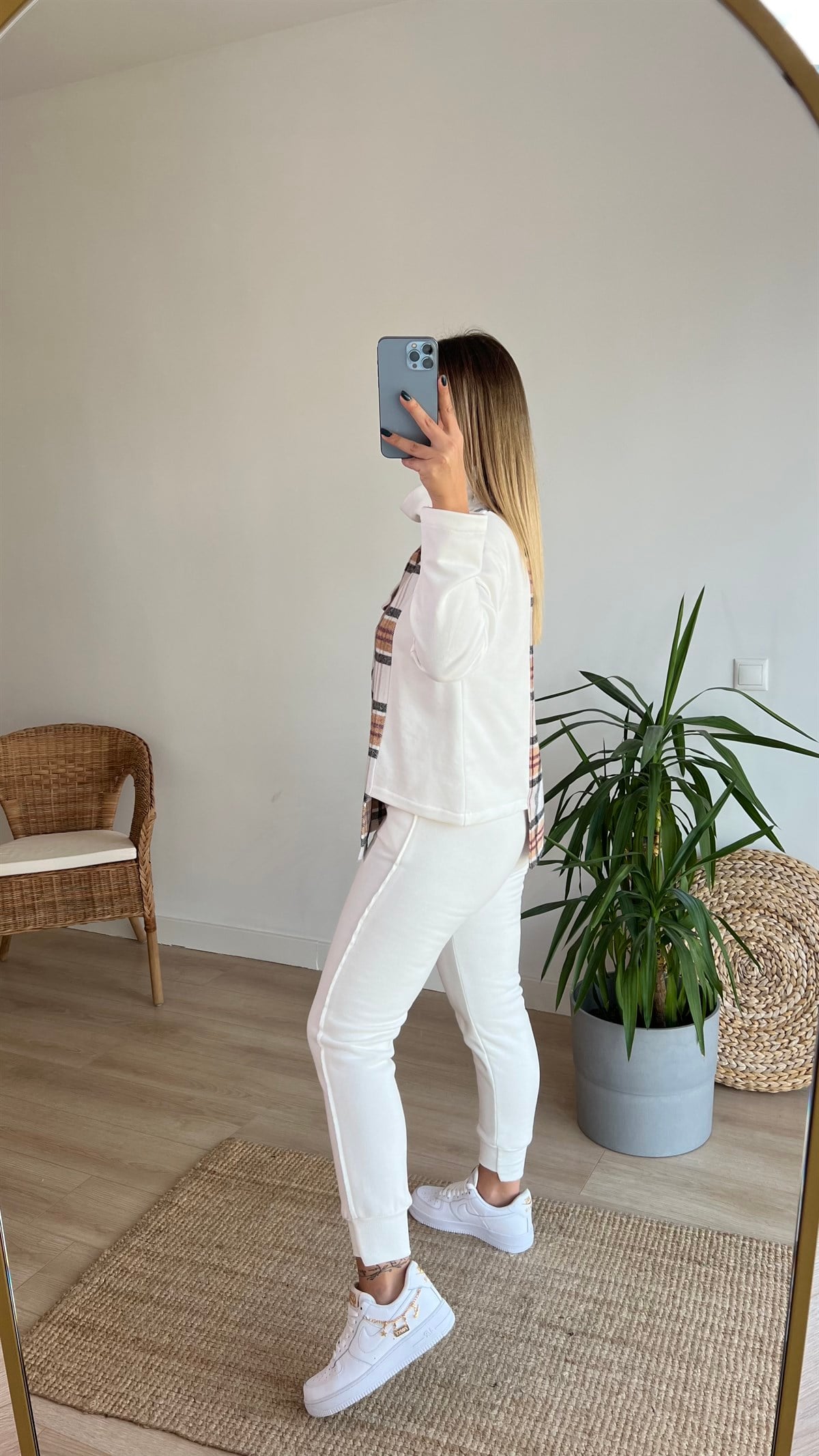 Ekose Detaylı Asimetrik Sweatshirt