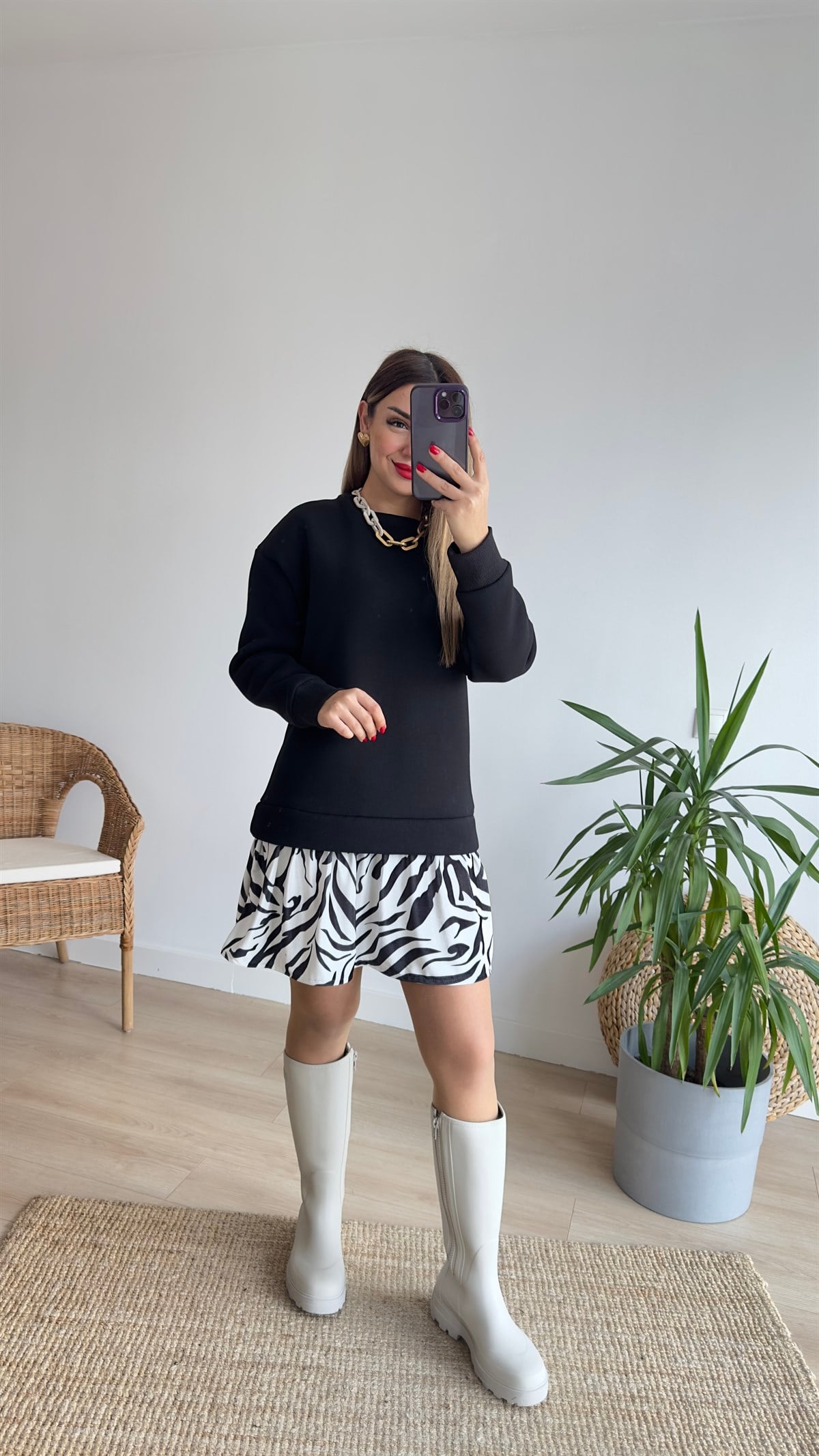 Etek Ucu Zebra Desen Siyah Elbise 
