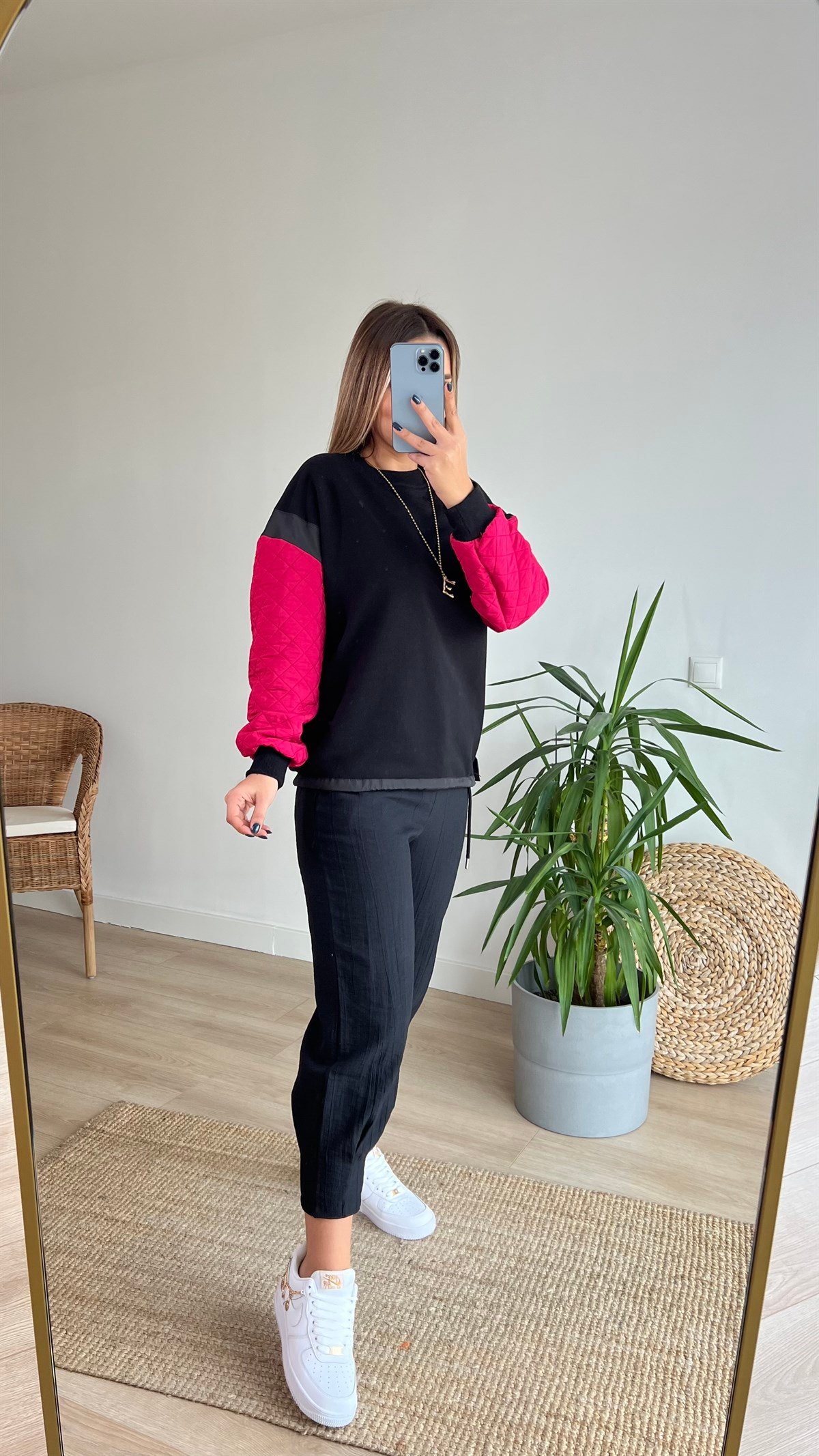 Twist Model Kolları Pembe Kapitone Tasarım Sweat
