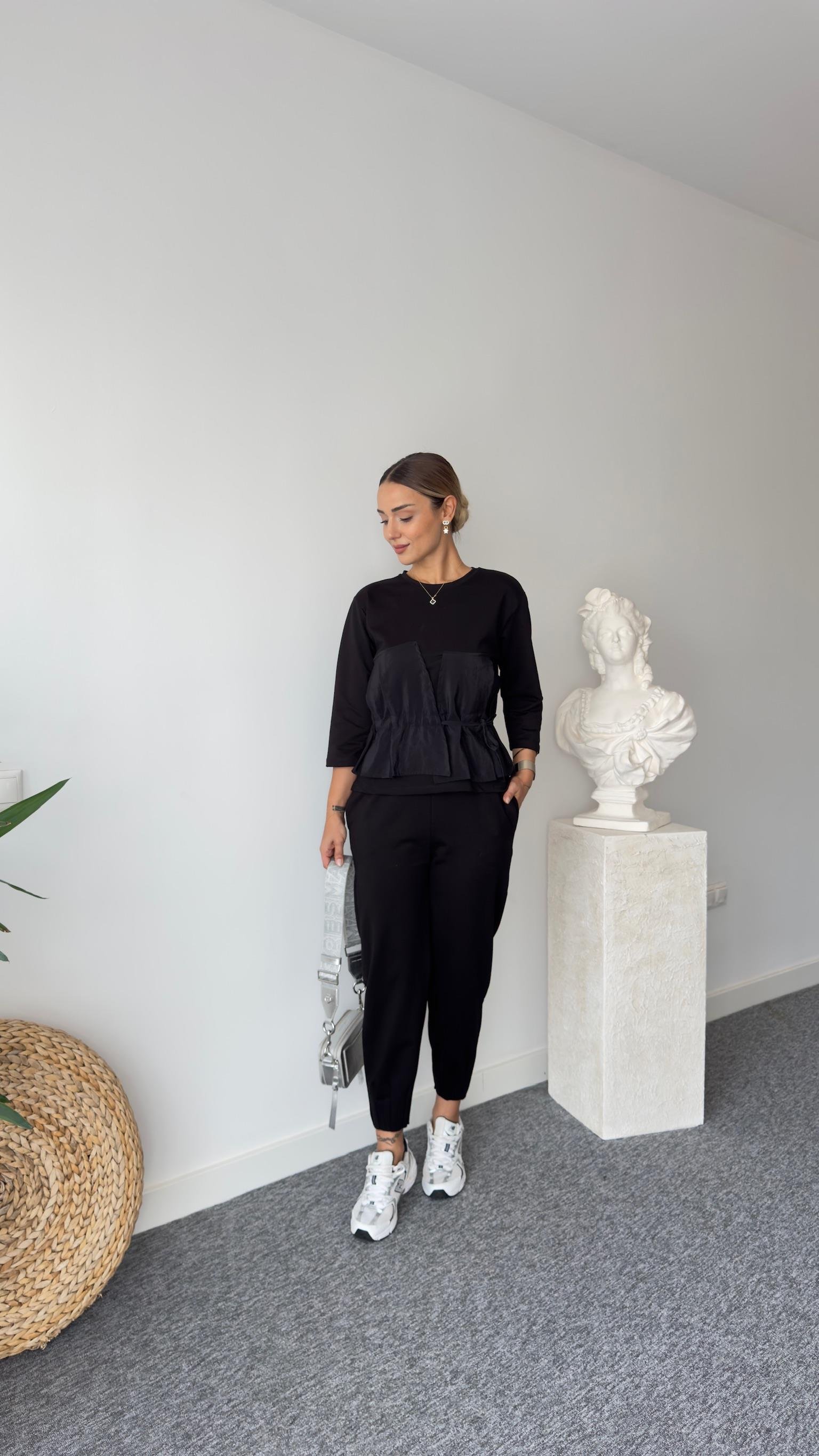 Jade Ön Bağlama Detay Garnili Siyah Sweat