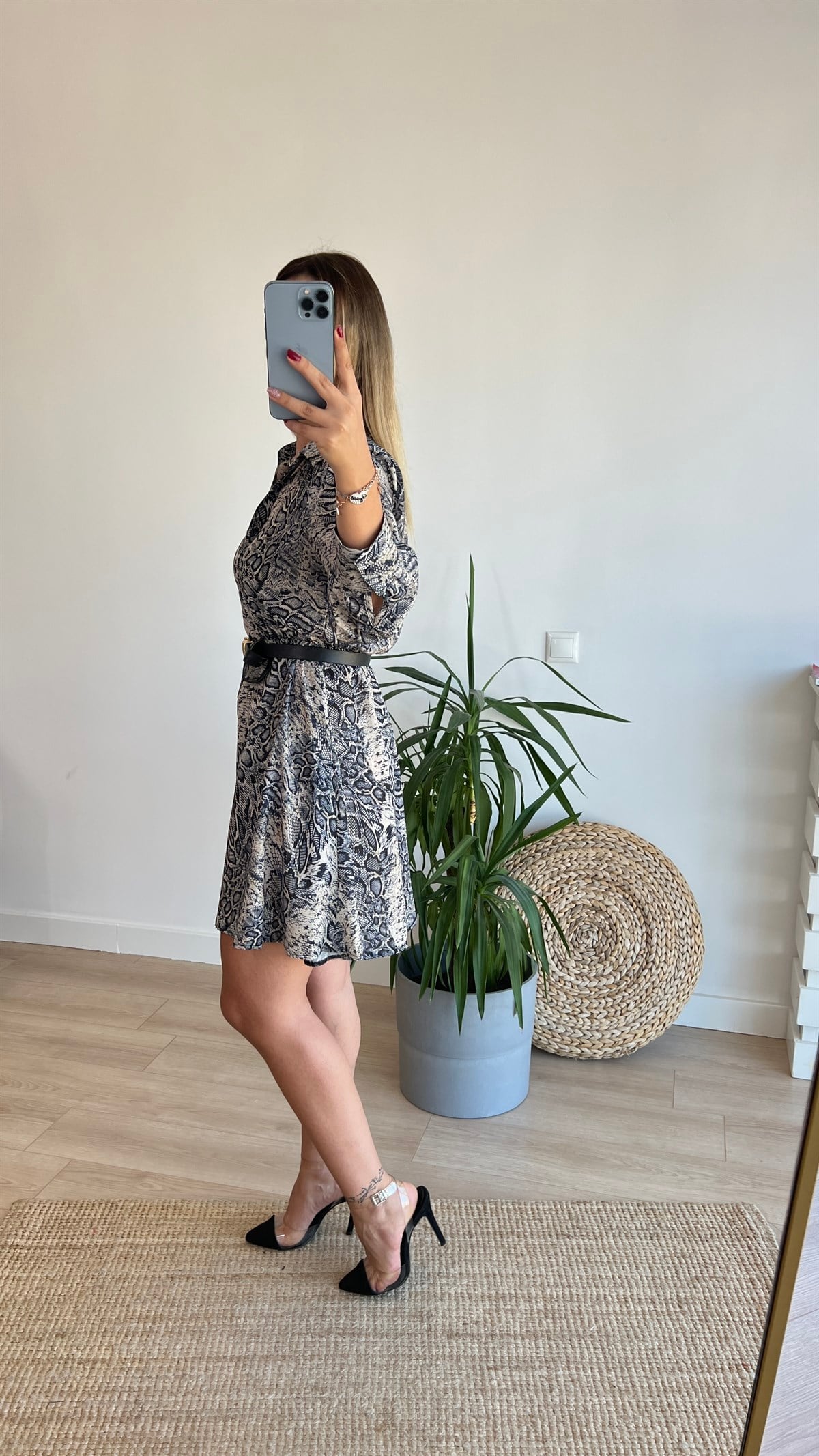 Zara Model Beli Büzgülü Leopar Desen Elbise 