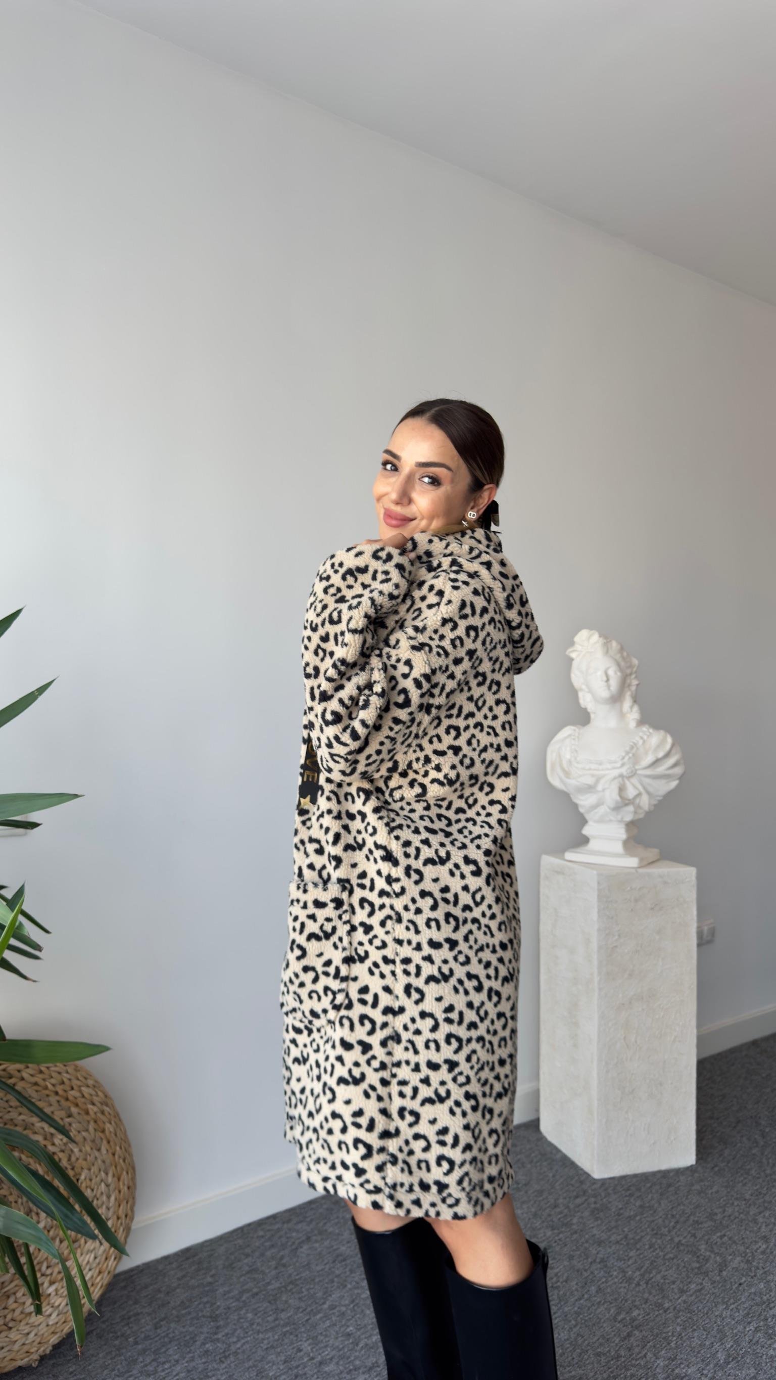 Paulo Arma Gold Detaylı Peluş Leopar Kaban