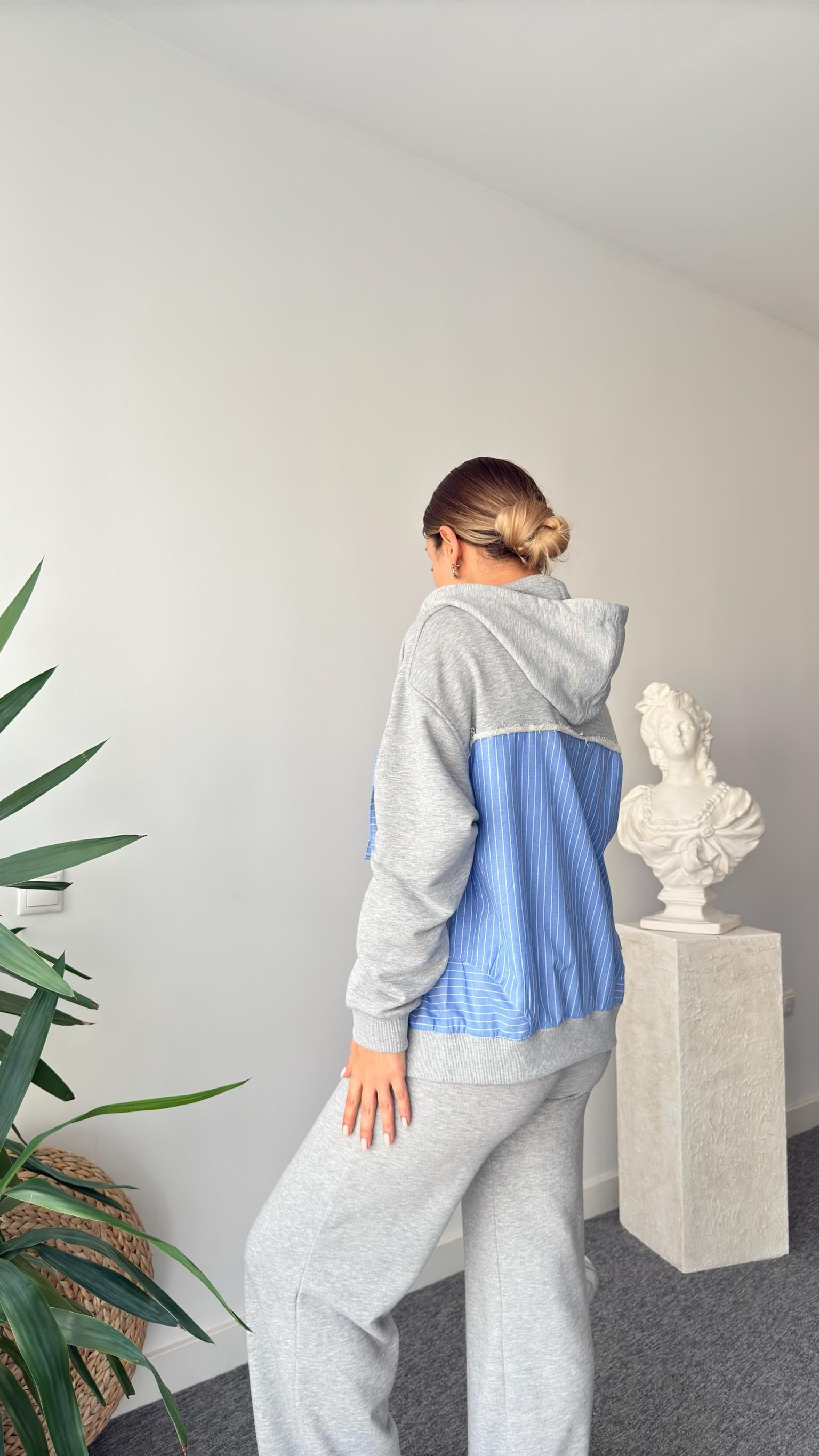 Marka Model Poplin Detaylı Gri Eşofman Takımı (Ön Sipariş Ürünü)