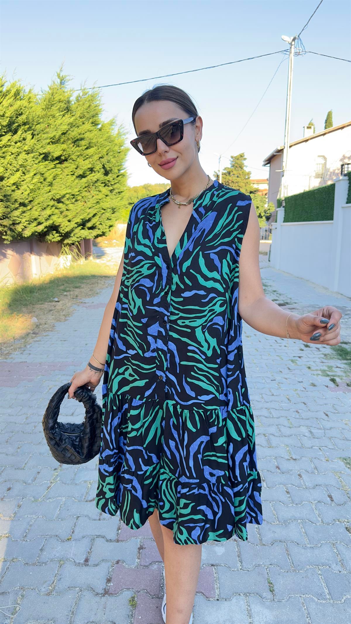 Mavi Yeşil Desenli Kolsuz Elbise	
