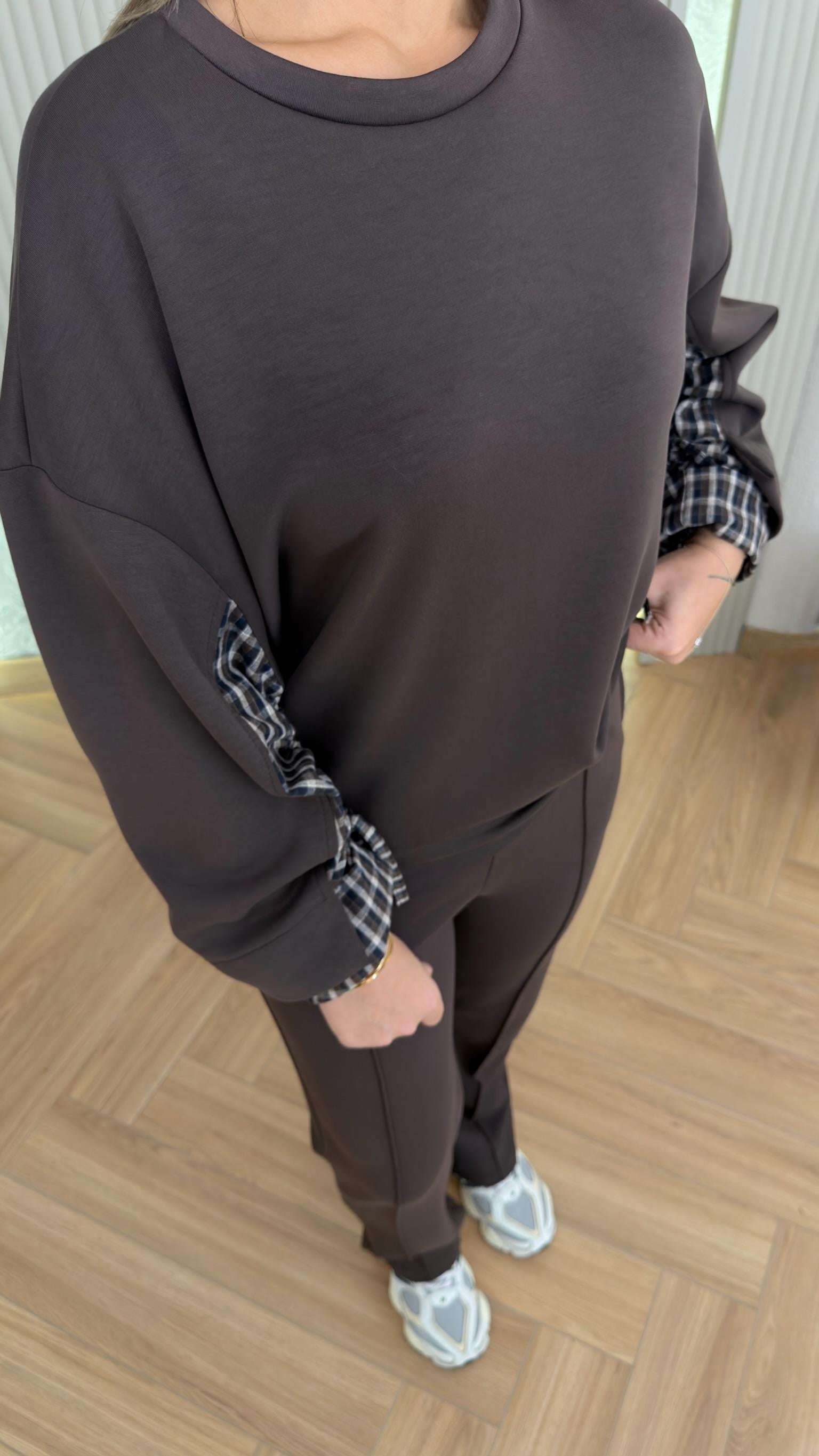 Kahve Kolları Büzgü Ekose Detay Modal Takım