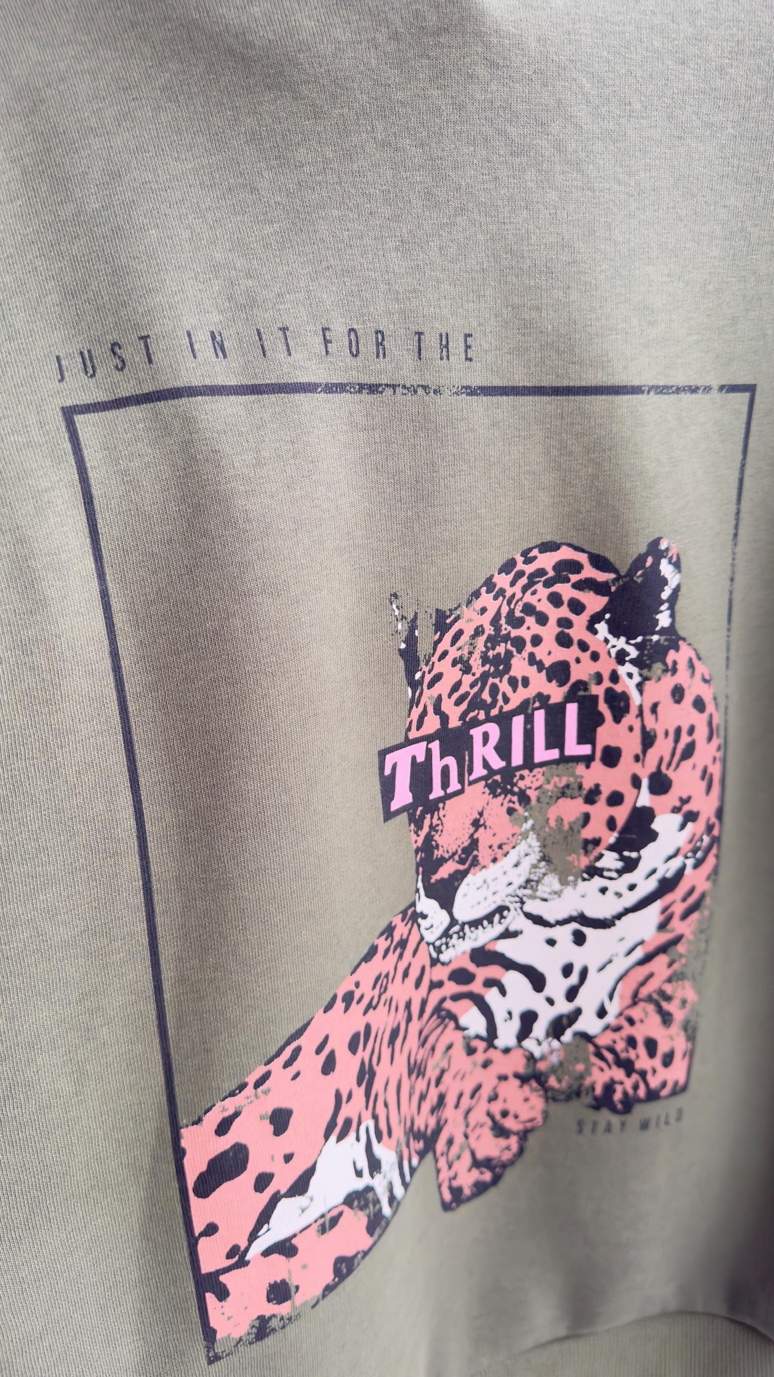 Kapüşonlu Sırt Leopar Baskı Sweat