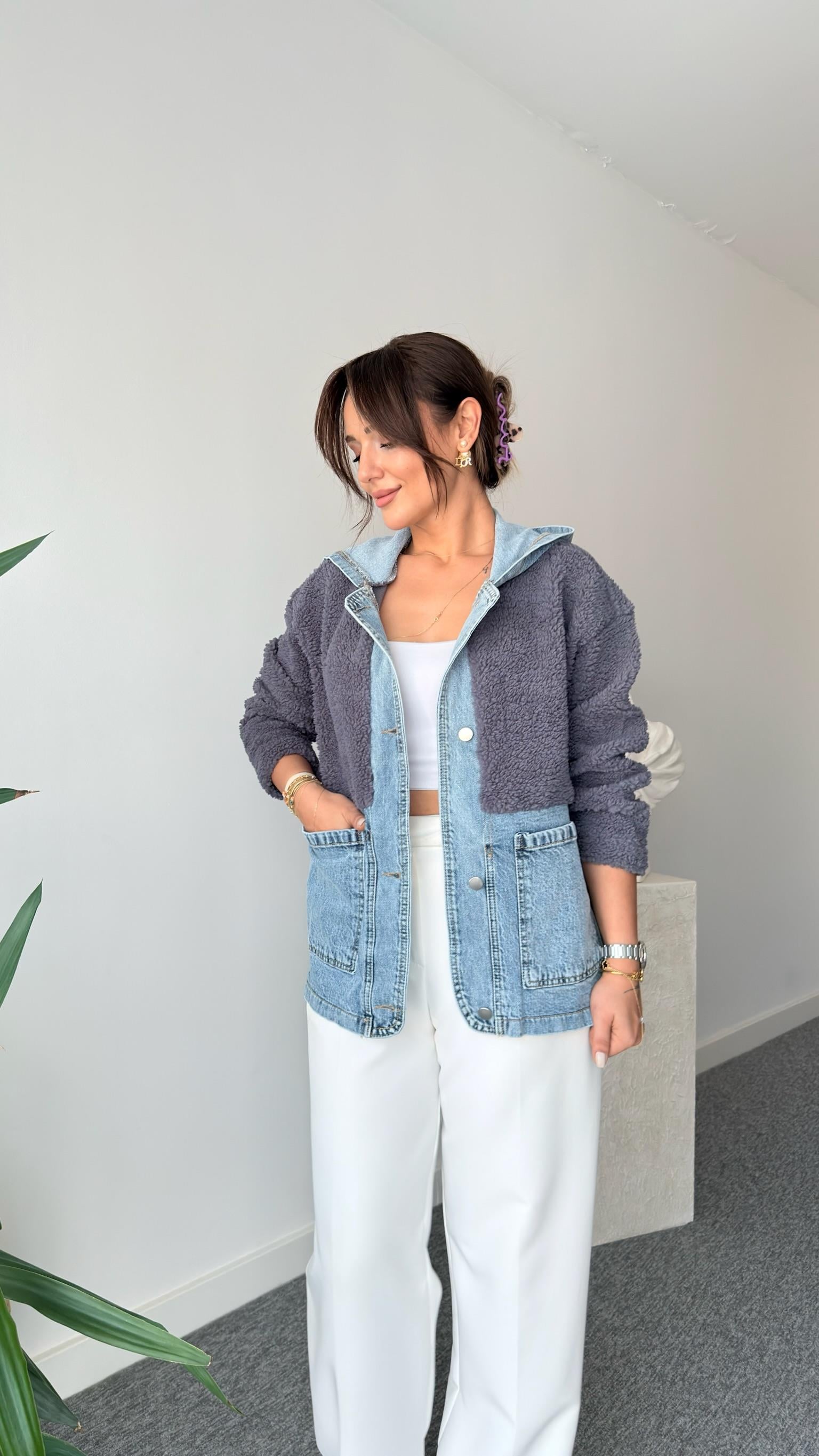 Kot Detaylı Antrasit Teddy Ceket