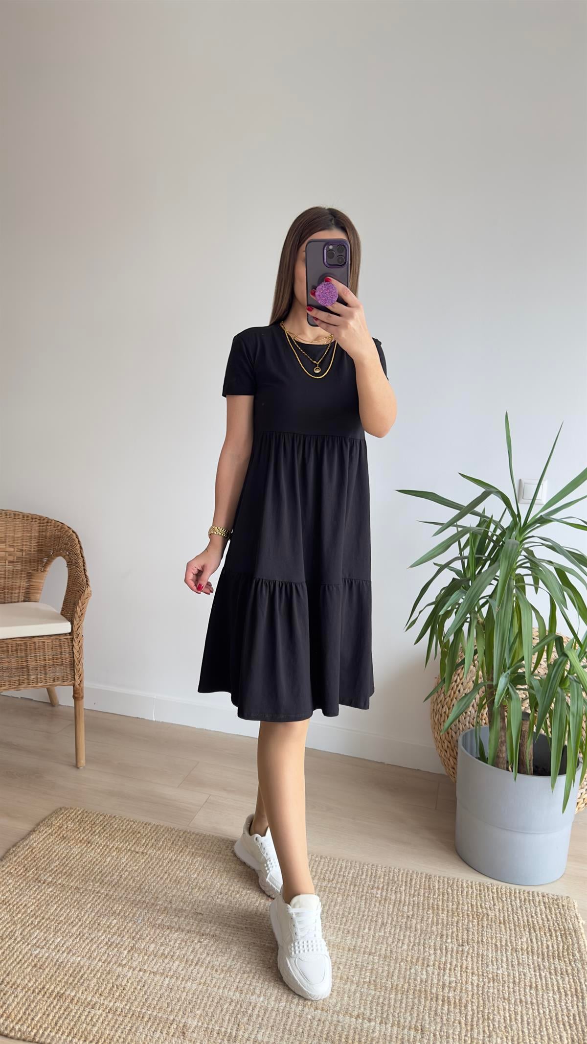 Lola Volanlı Siyah Basic Elbise