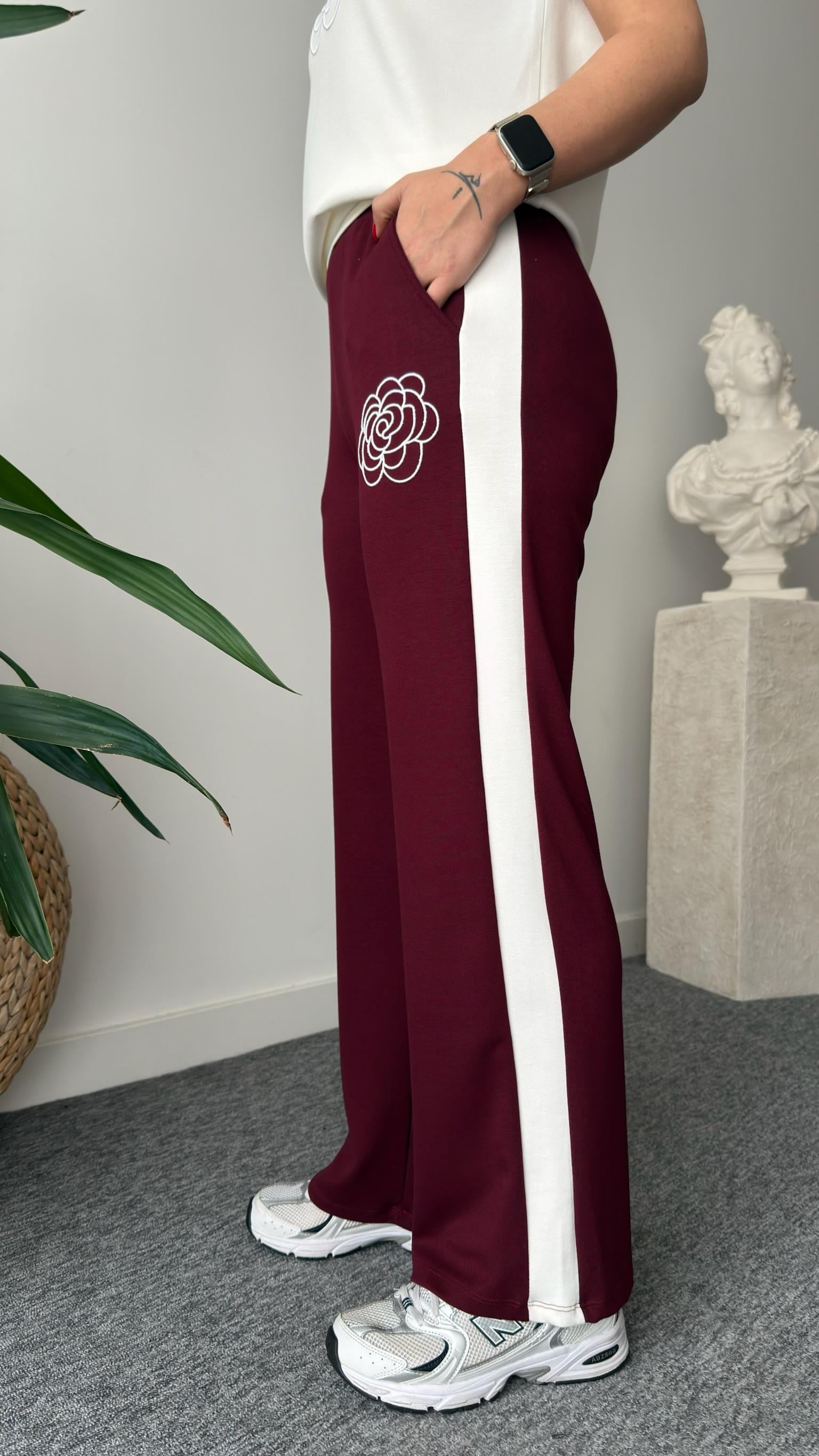 Bordo Neya Nakışlı Modal Takım