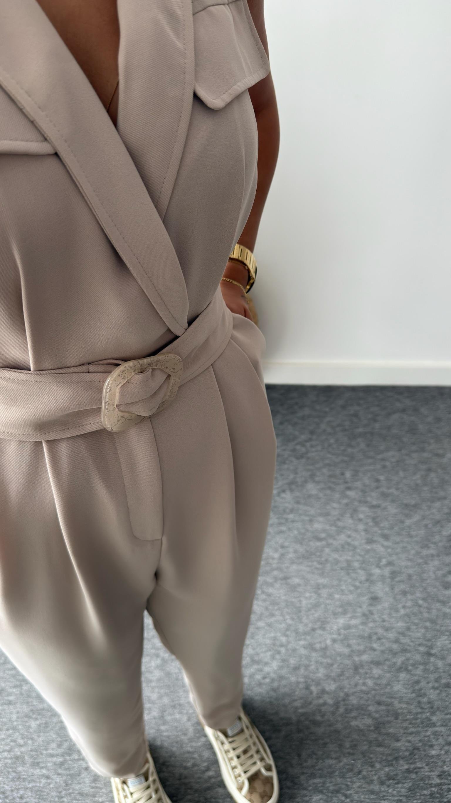 Bej Volze Kemerli Kruvaze Tulum