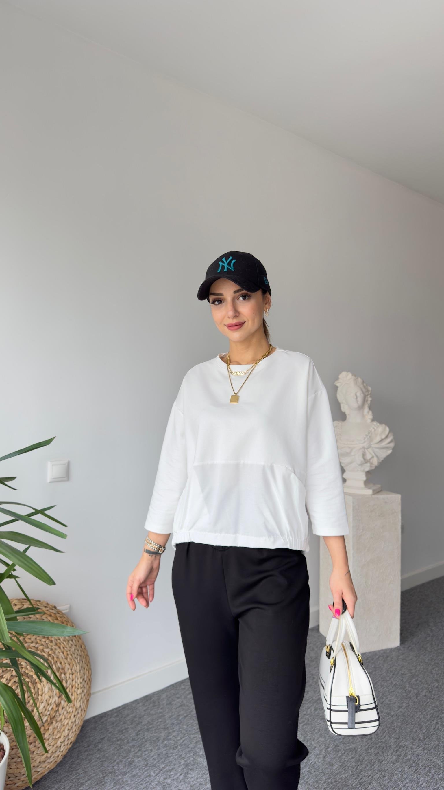 Sırt Çapraz Düğmeli Beyaz Bluz