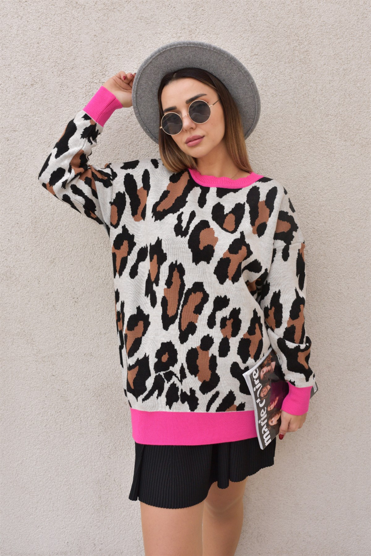 Pembe Detaylı Leopar Kazak
