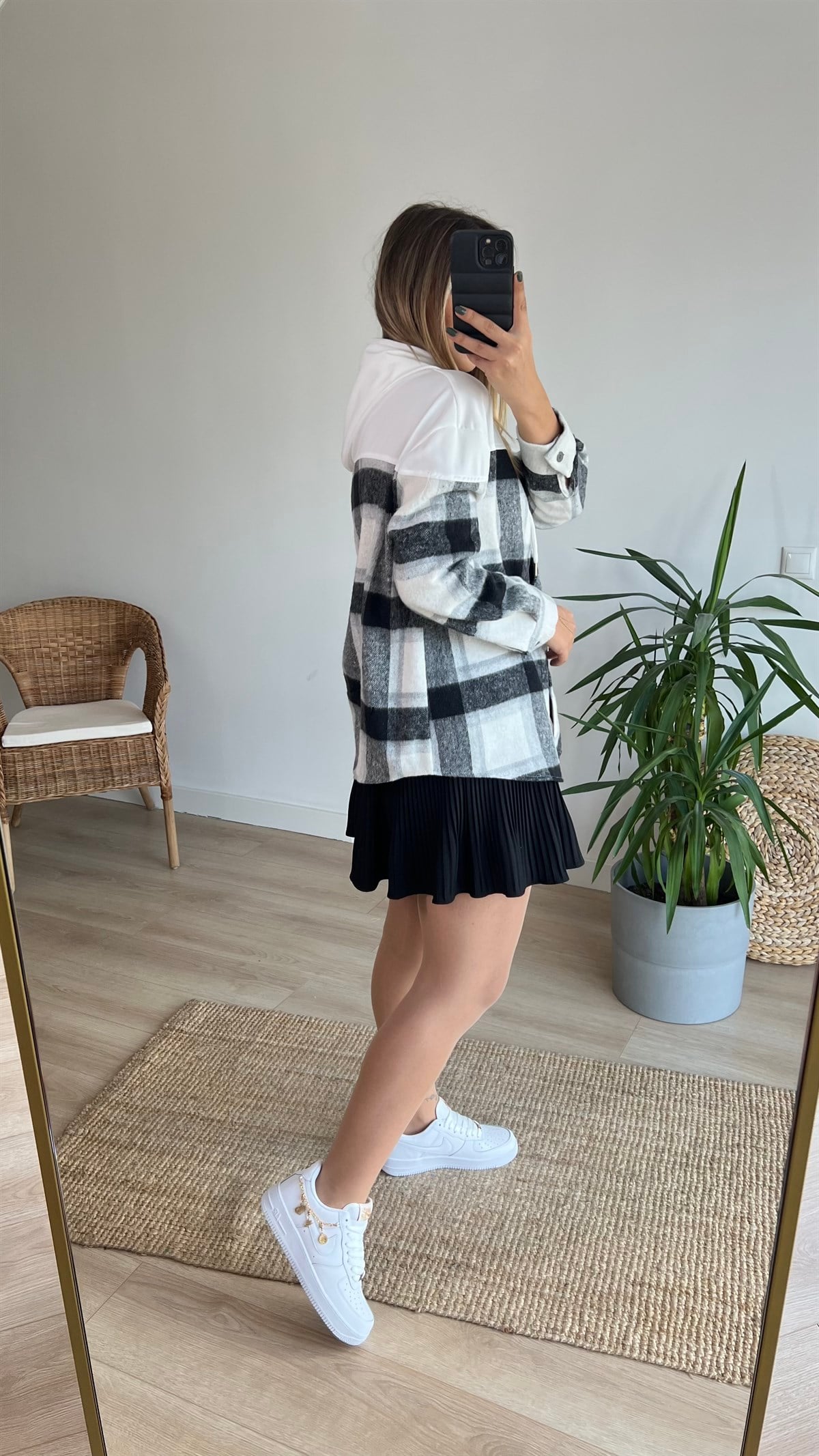 Siyah Ekose Detay Kapüşonlu Sweatshirt
