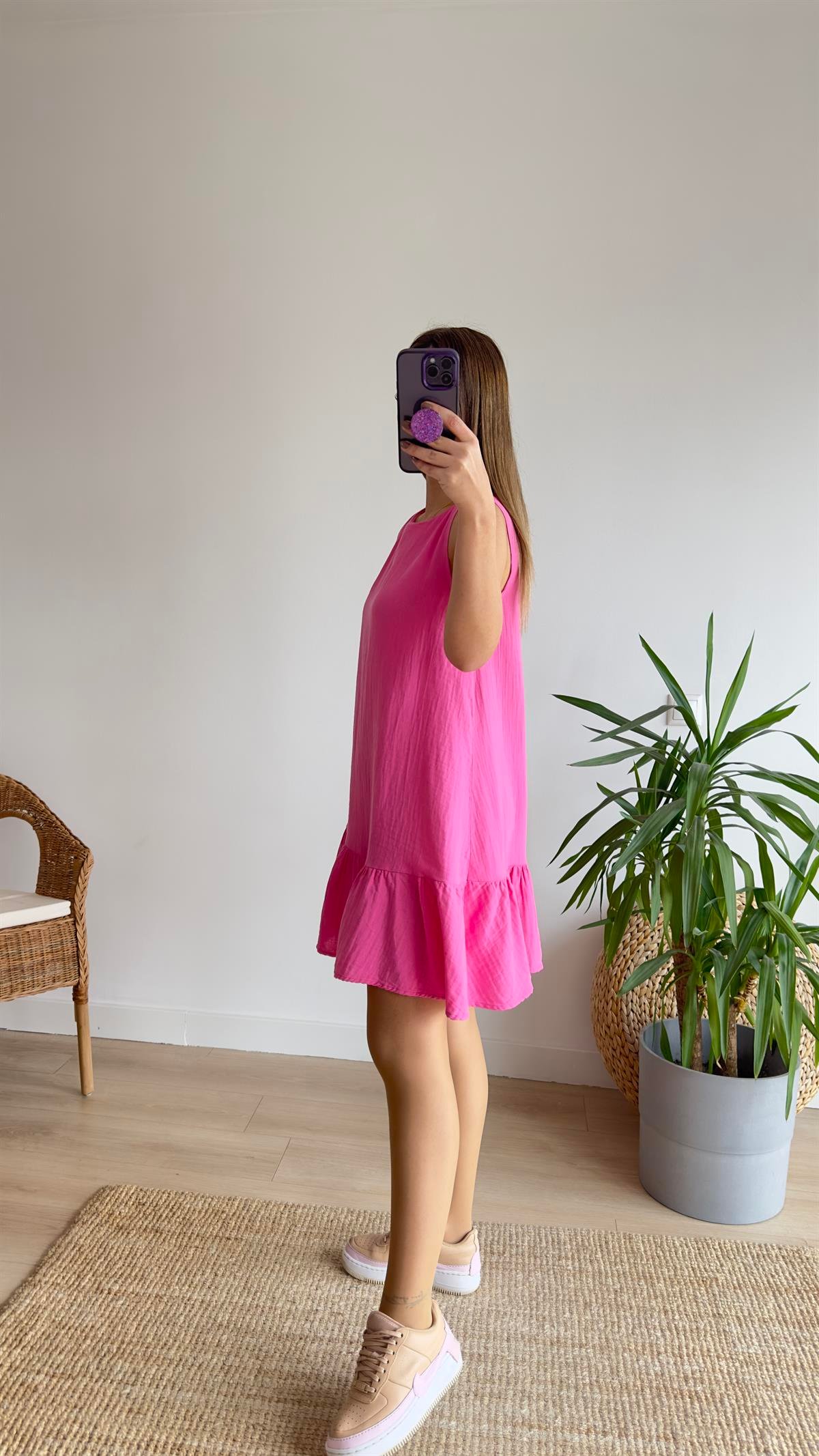 Eteği Fırfırlı Pembe Keten Elbise 