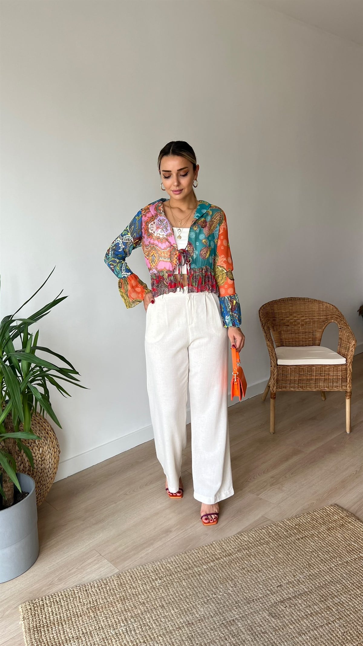 Zara Model Renkli Şifon Bluz