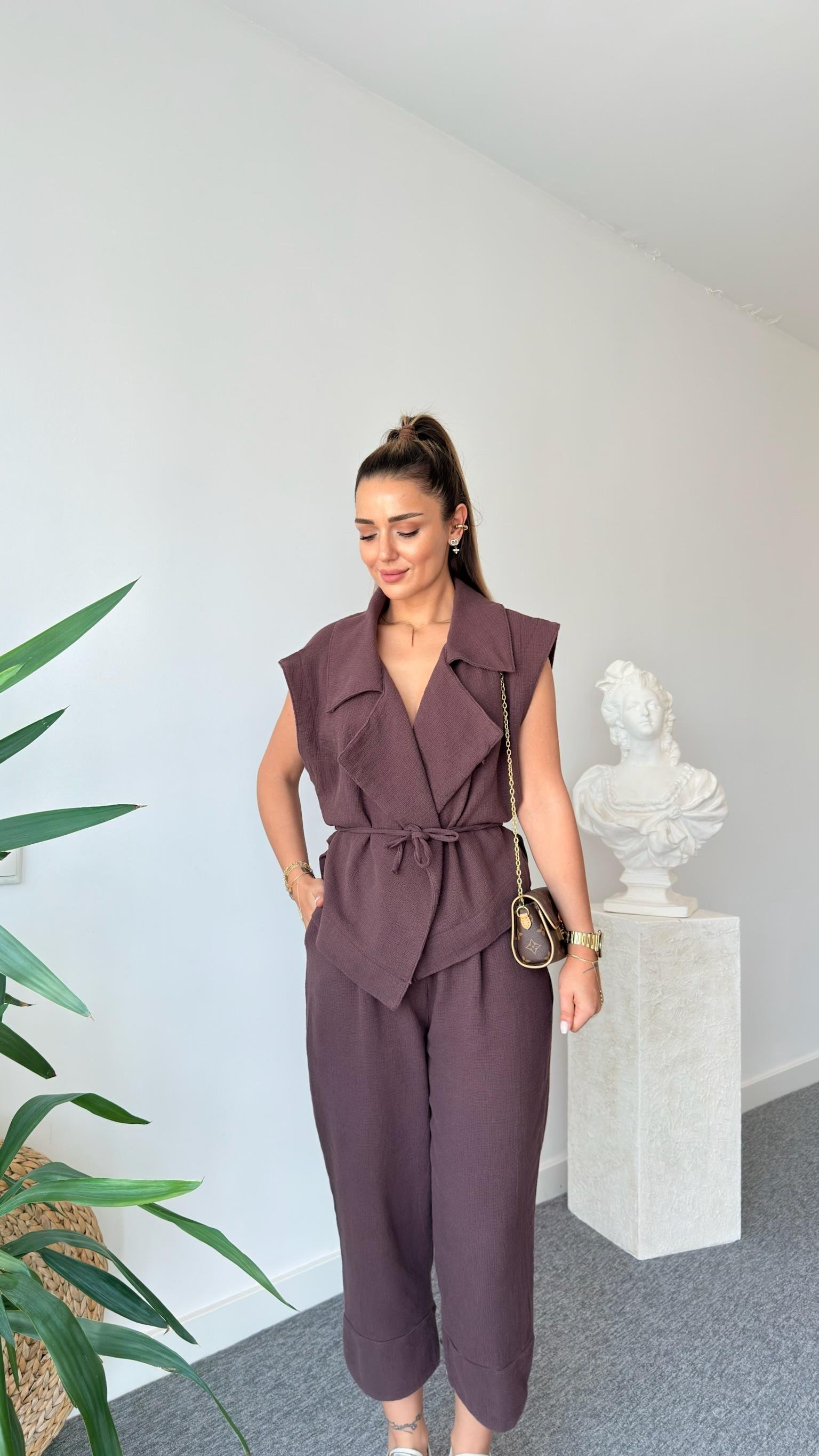 Kahve Weren Yelekli Keten Takım 