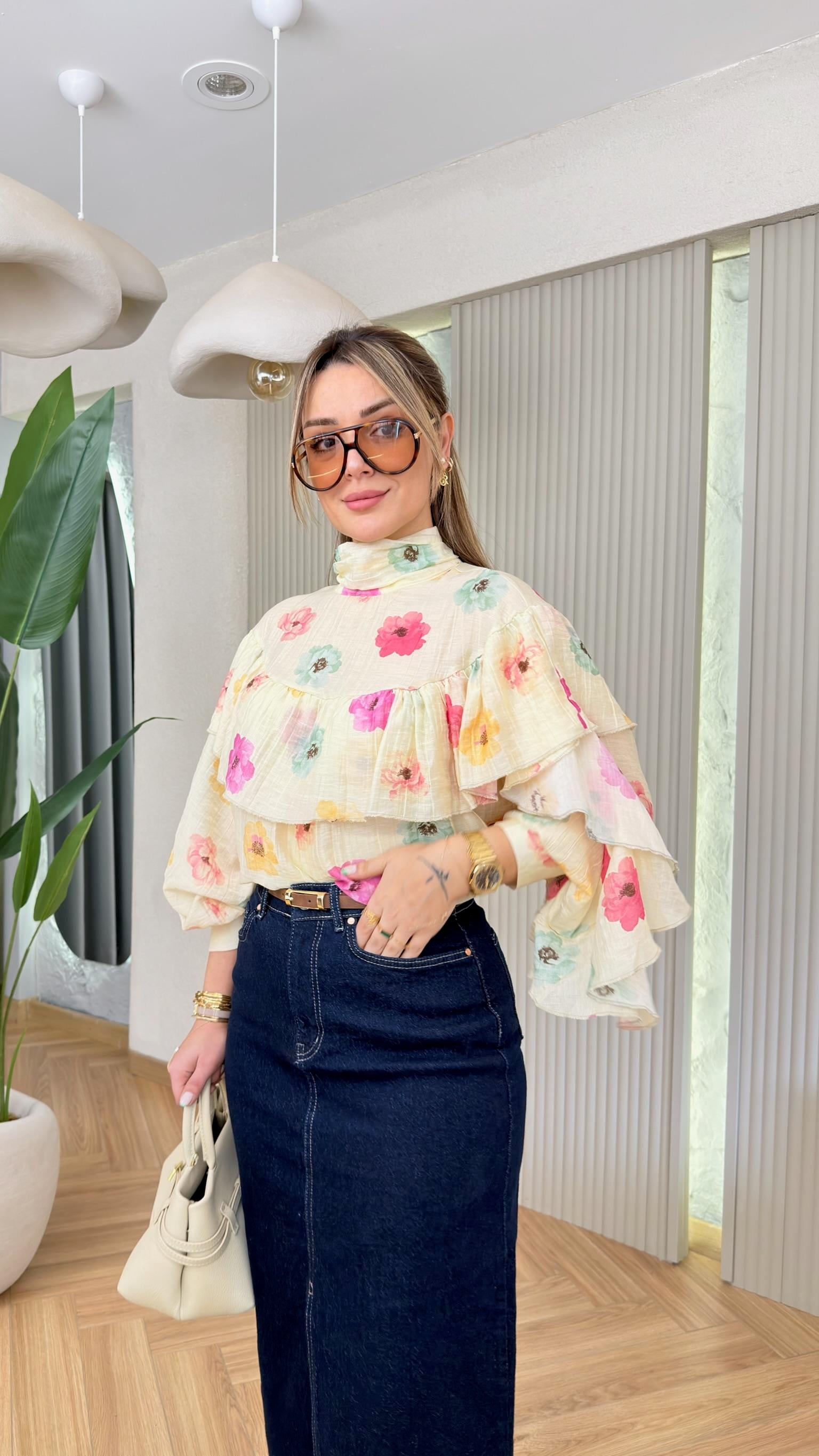 Prewe Çiçek Desenli Fırfırlı Bluz