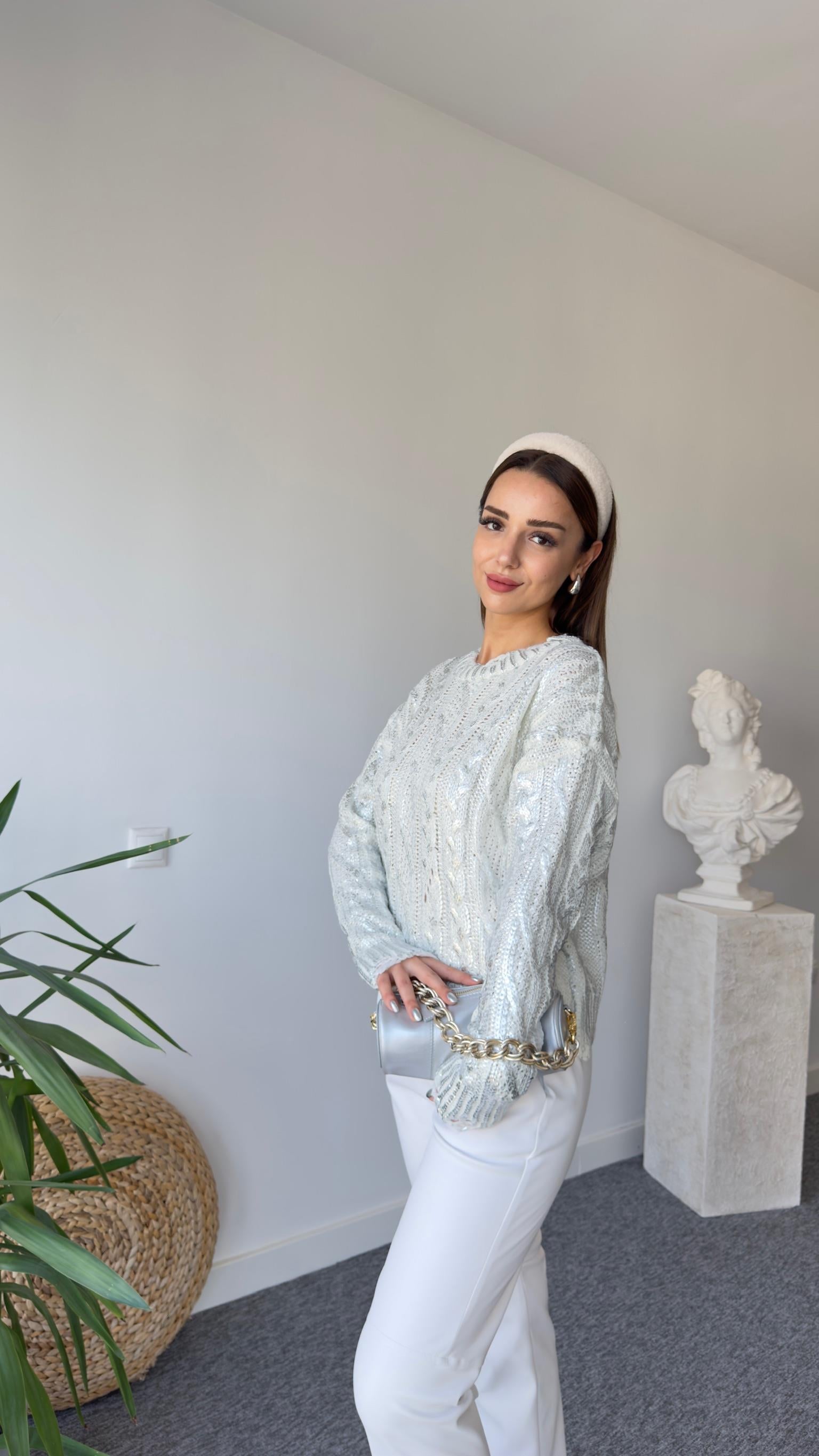 Örgü Desen Varaklı Gümüş Kazak