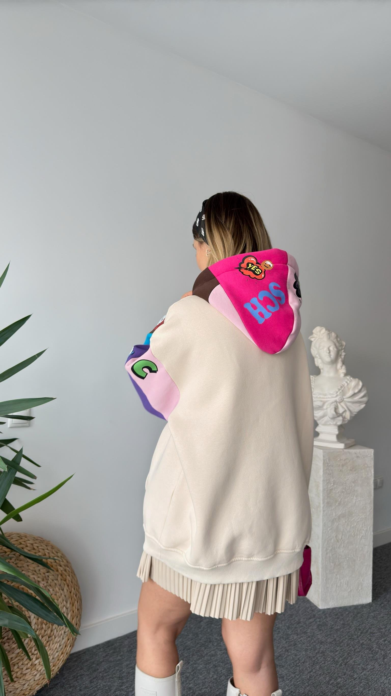 Muril Renkli Baskılı Salaş Bej Sweatshirt