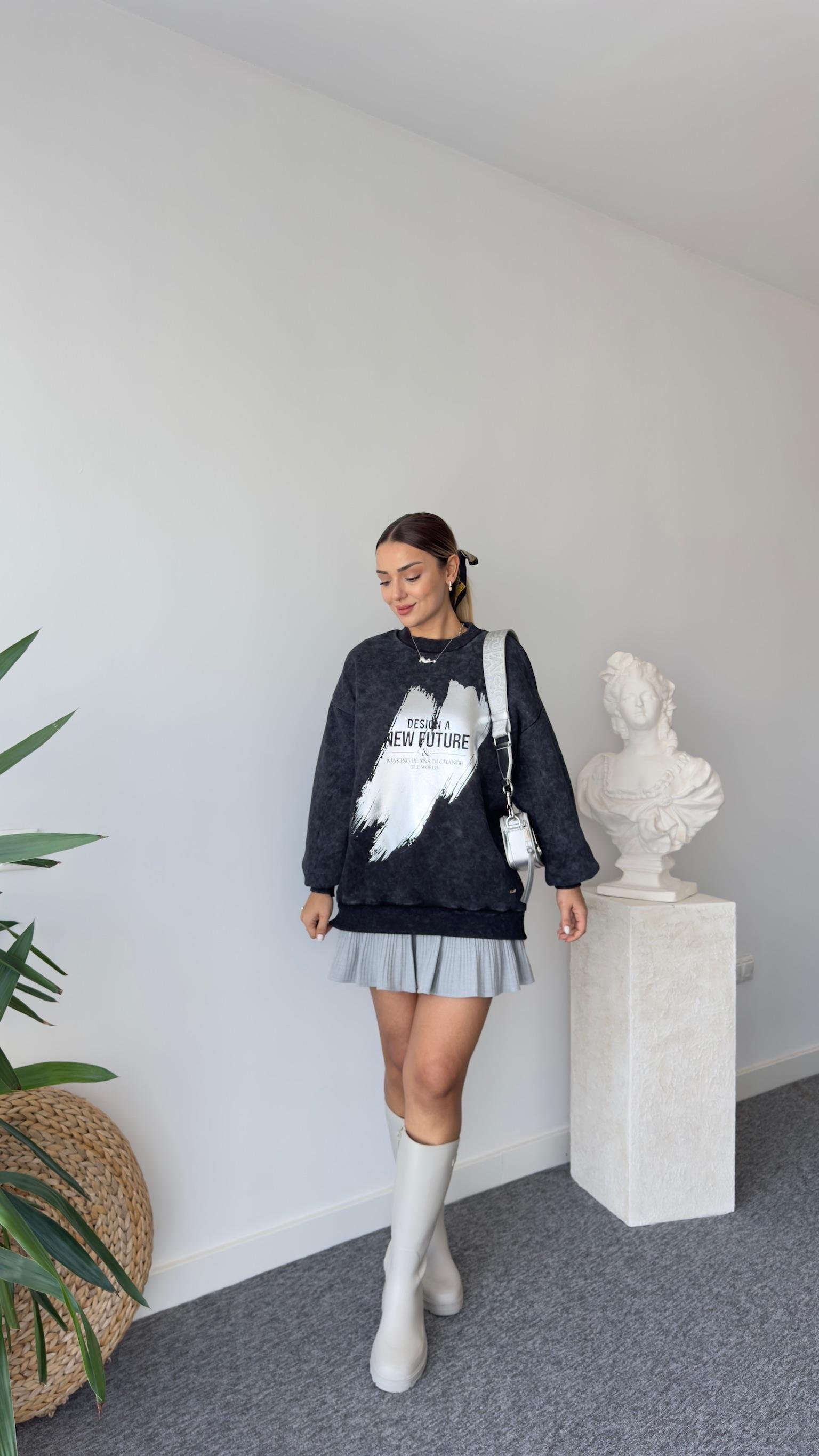 Rubi Önü Parlak Yazılı Sweatshirt
