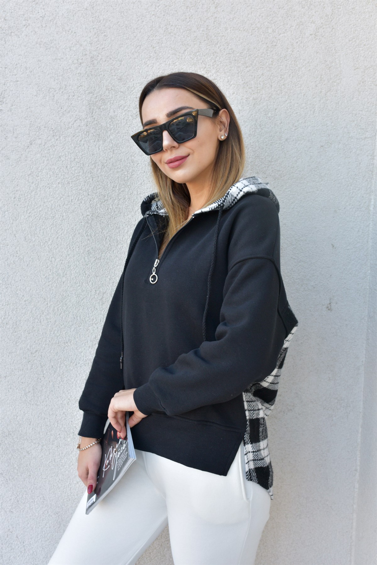 Ekose Detaylı Yarım Fermuar Sweat