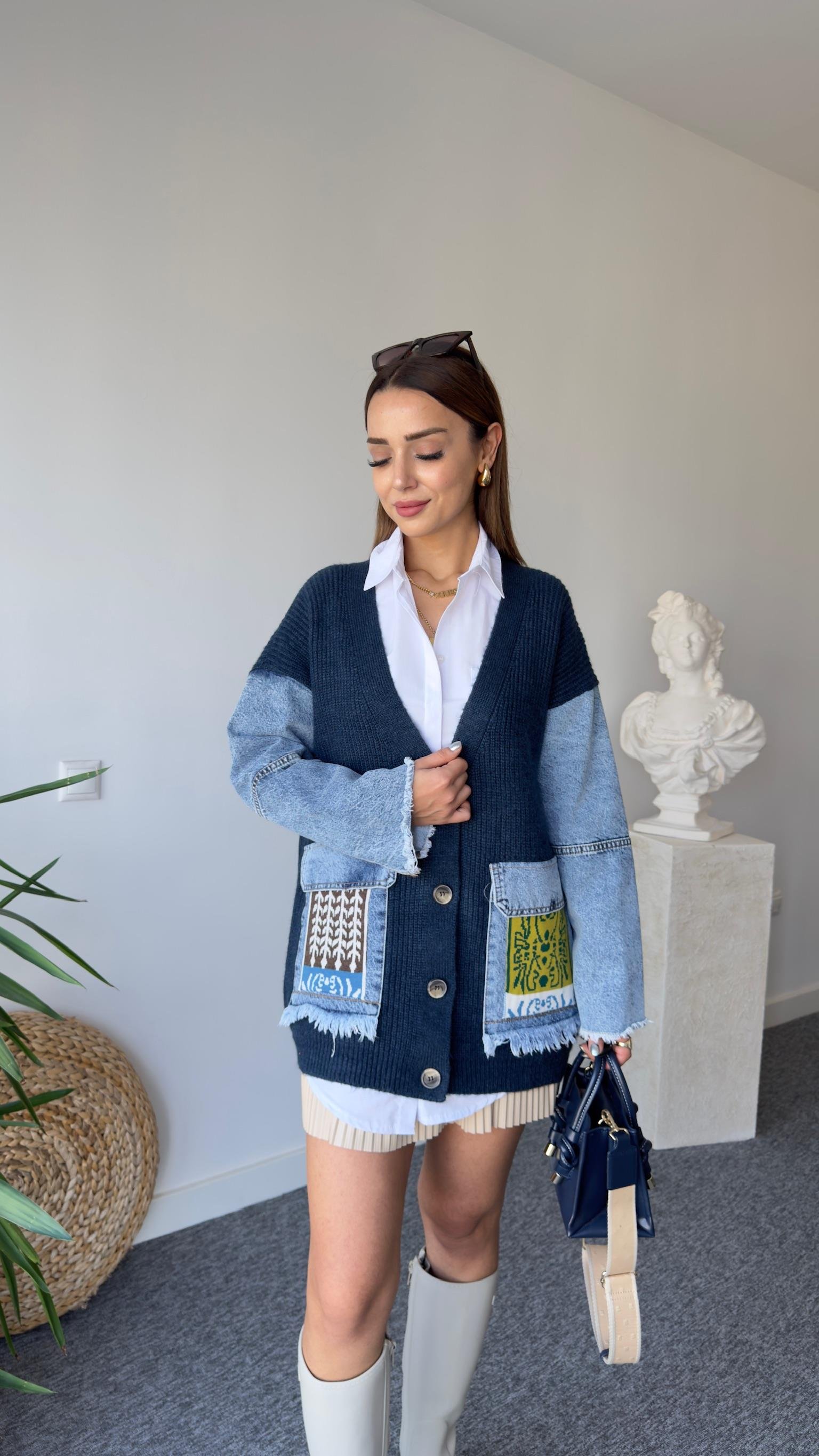 Lesa Kot Garnili Lacivert Hırka