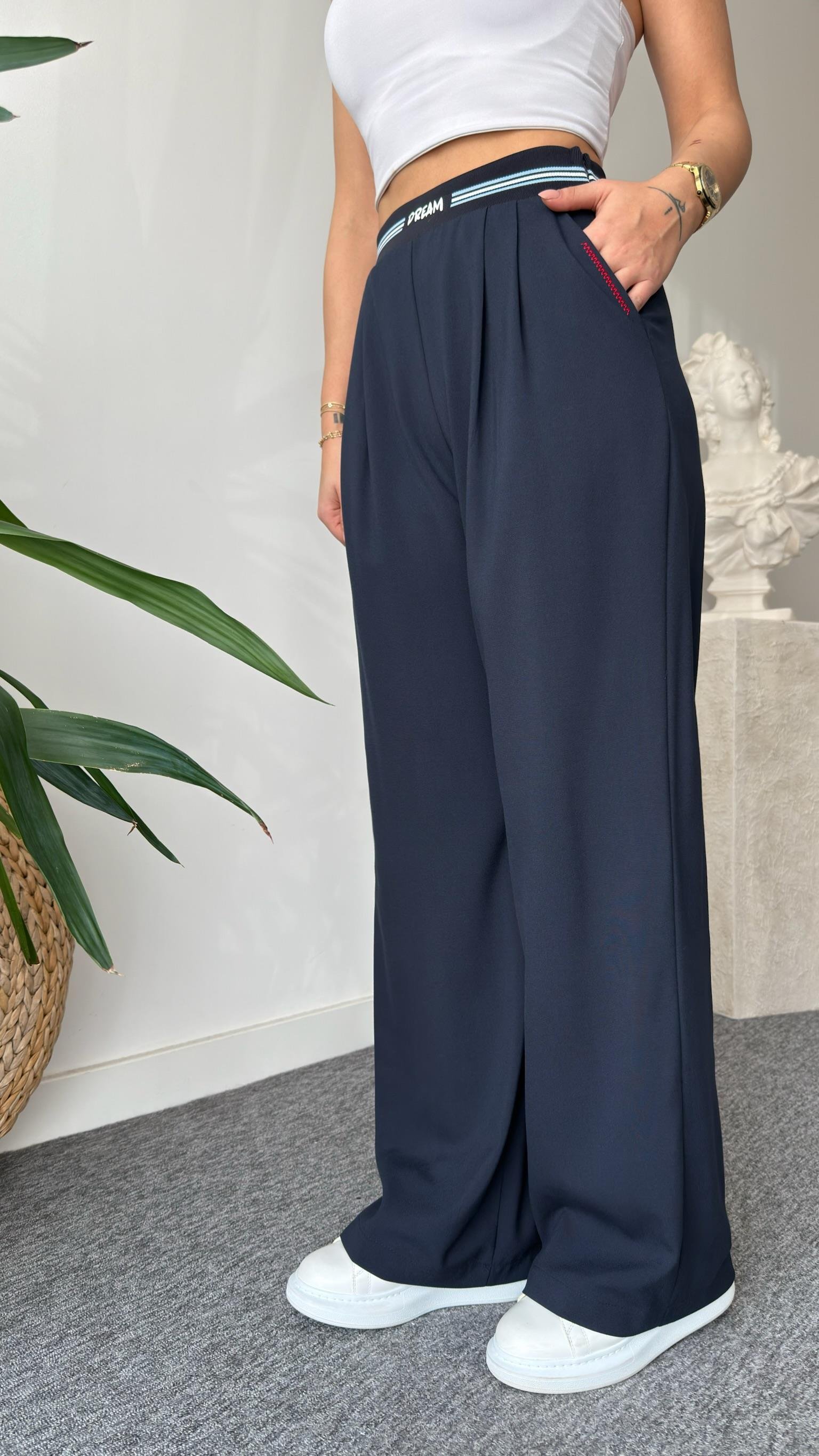 Dream Bel Yazı Detaylı Lacivert Pantolon