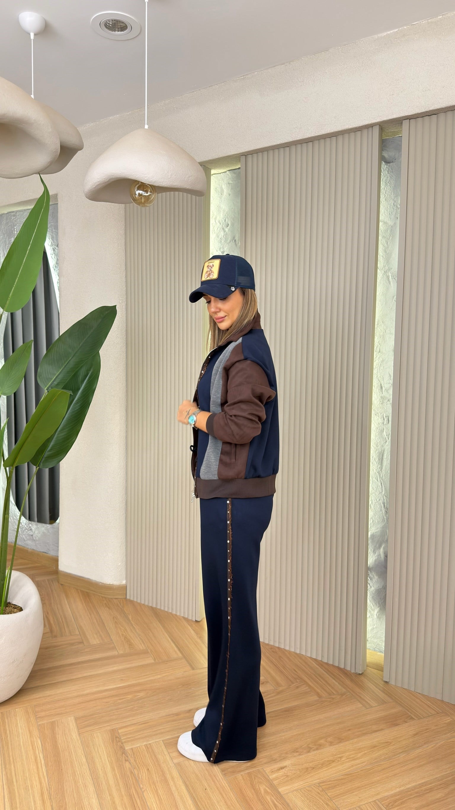 Tws Model Sim Şeritli Garnili Takım