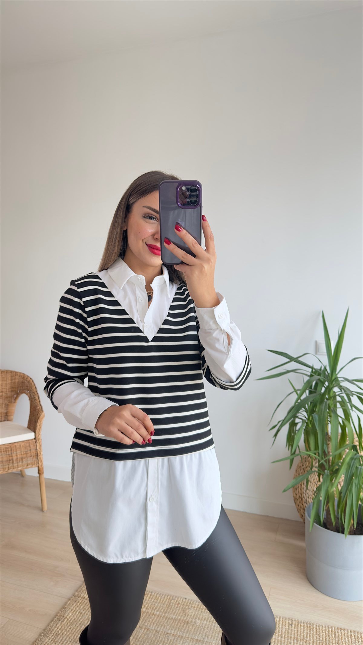 Beyaz Gömlek Detaylı Çizgili Sweat